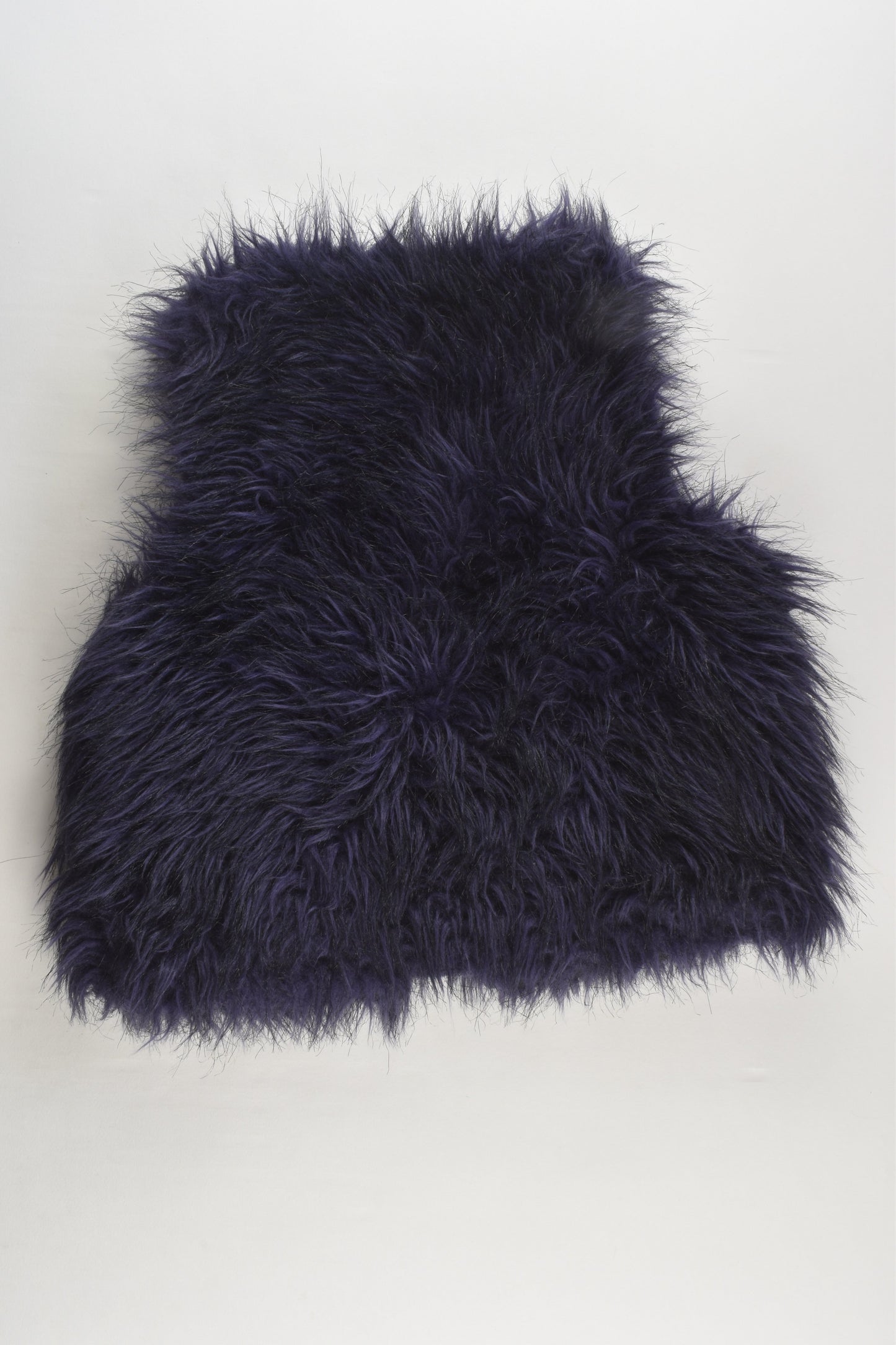 Cotton On Kids Size 6-7 Fluffy Vest