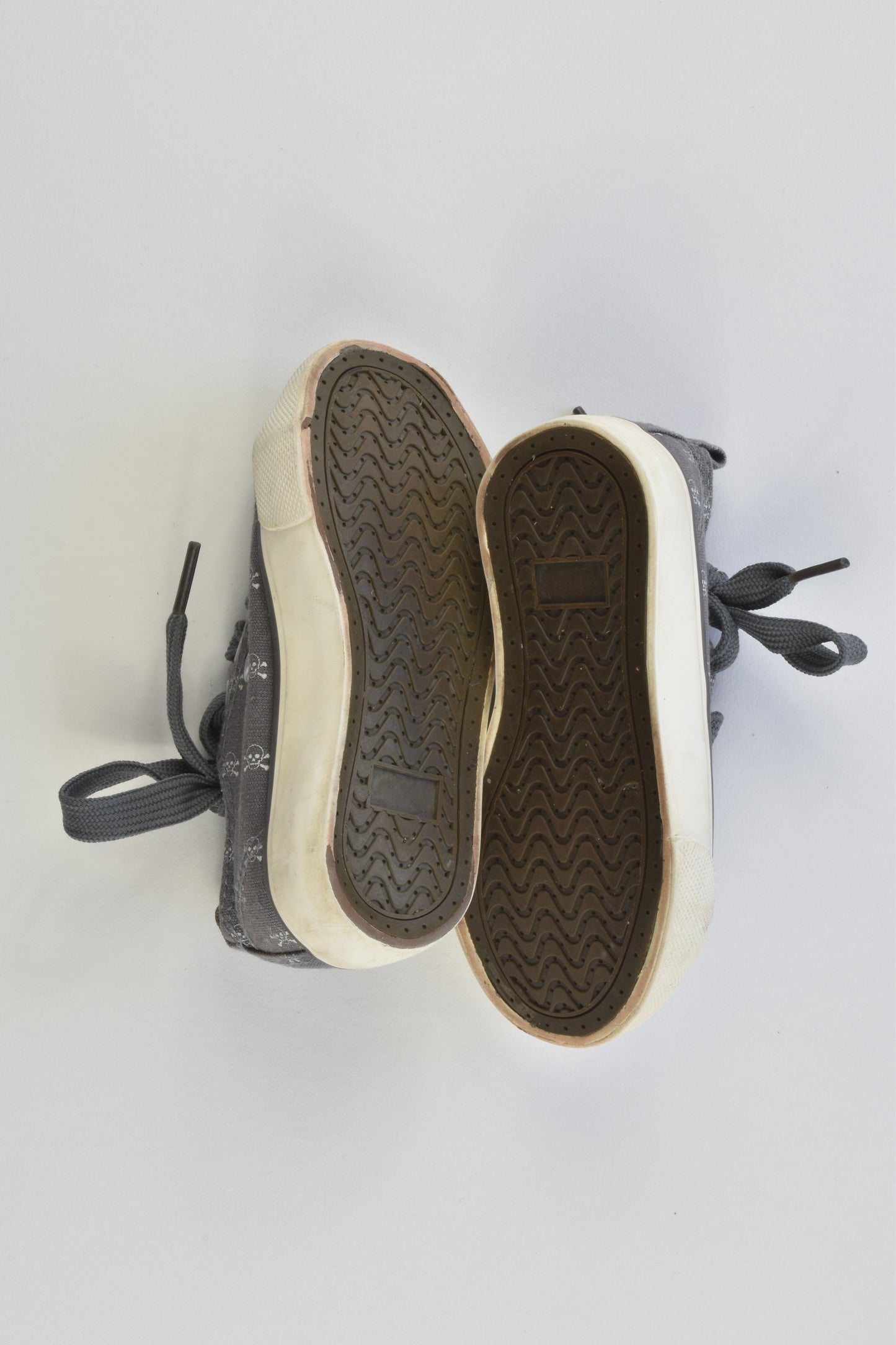 Cotton On Kids Size 7 Skulls Shoes