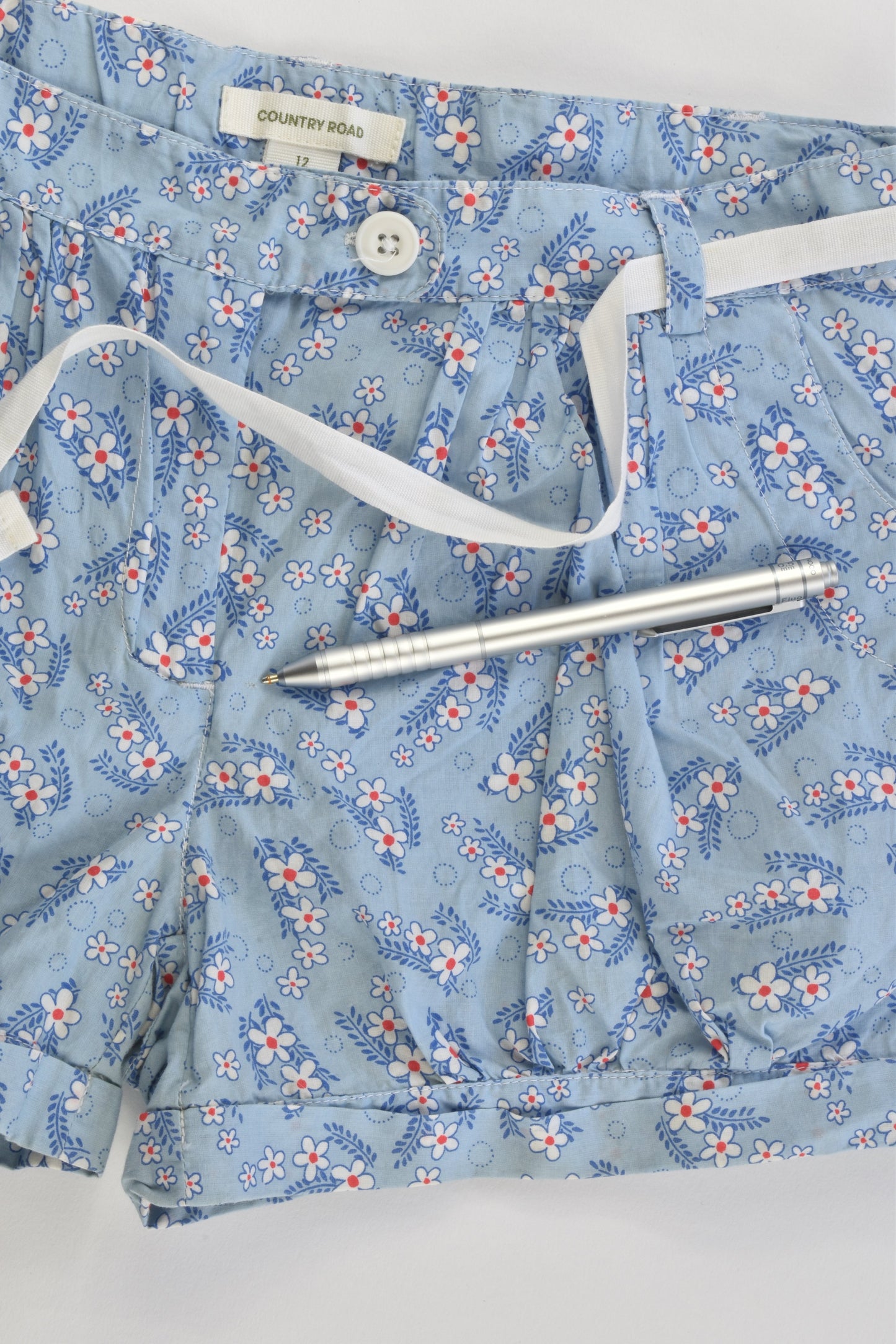 Country Road Size 12 Floral Shorts