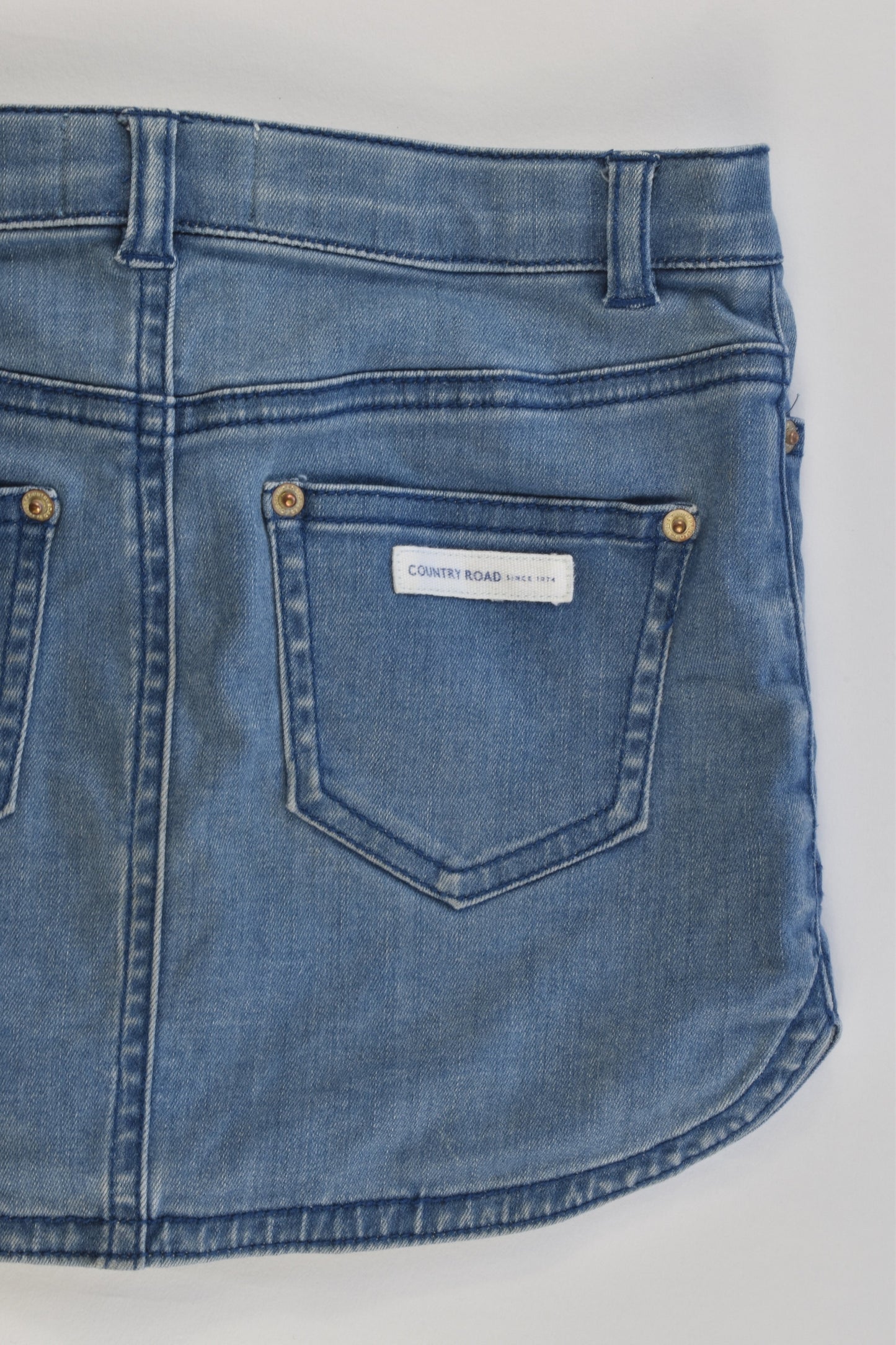 Country Road Size approx 6 Soft and Stretchy Denim Skirt