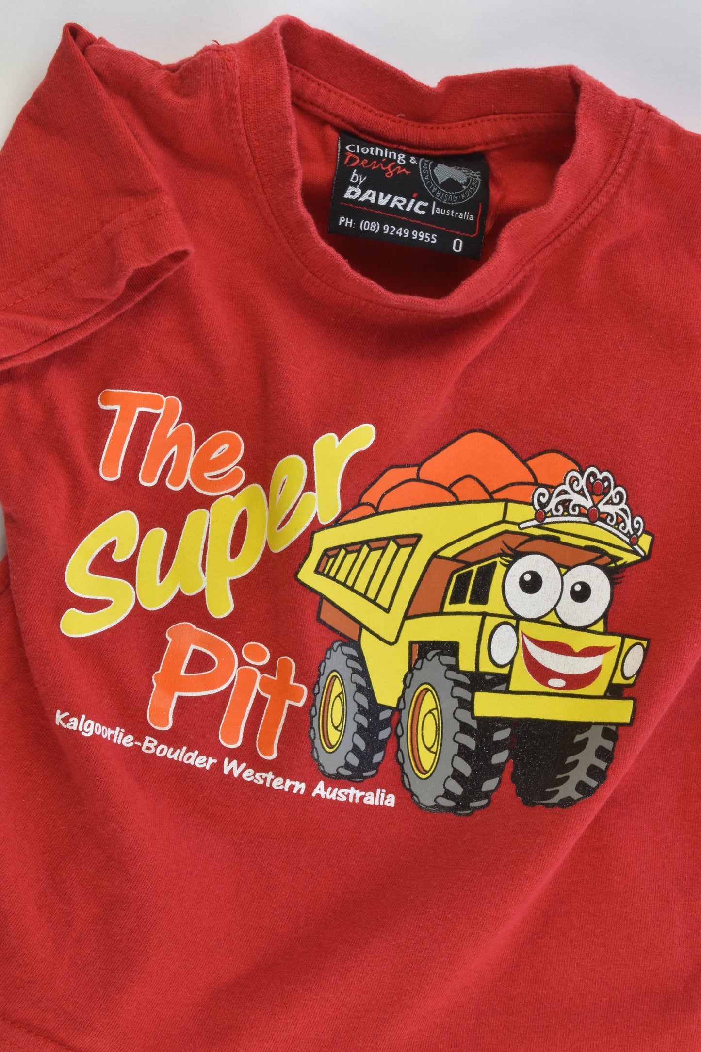 Darvic (Australia) Size 0 'The Super Pit' T-shirt