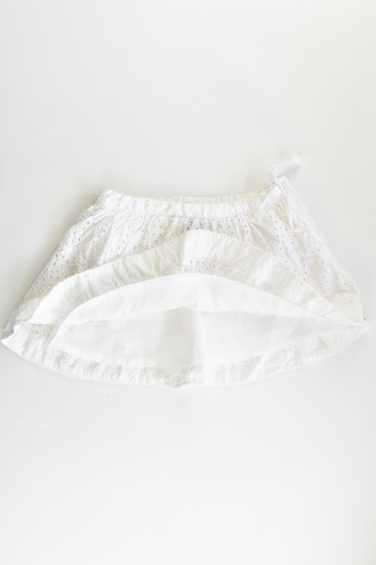 Fred Bare Size 2 Lined Lace Skirt