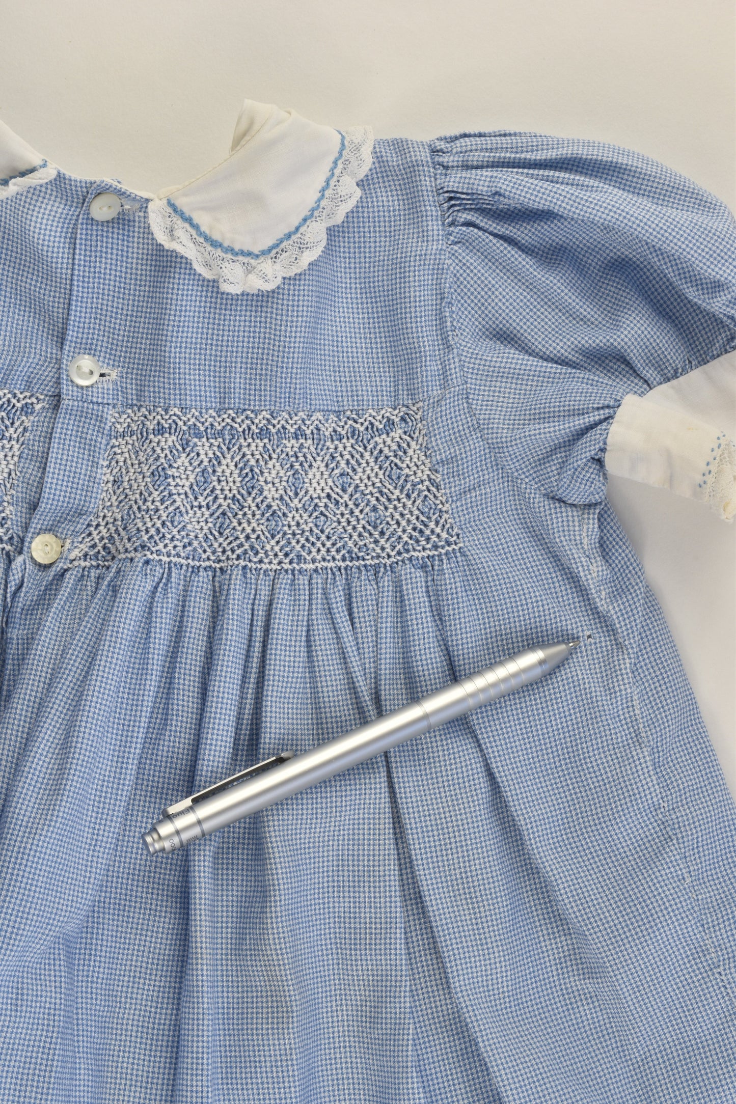 Handmade Size approx 0-1 Vintage Smocked Dress