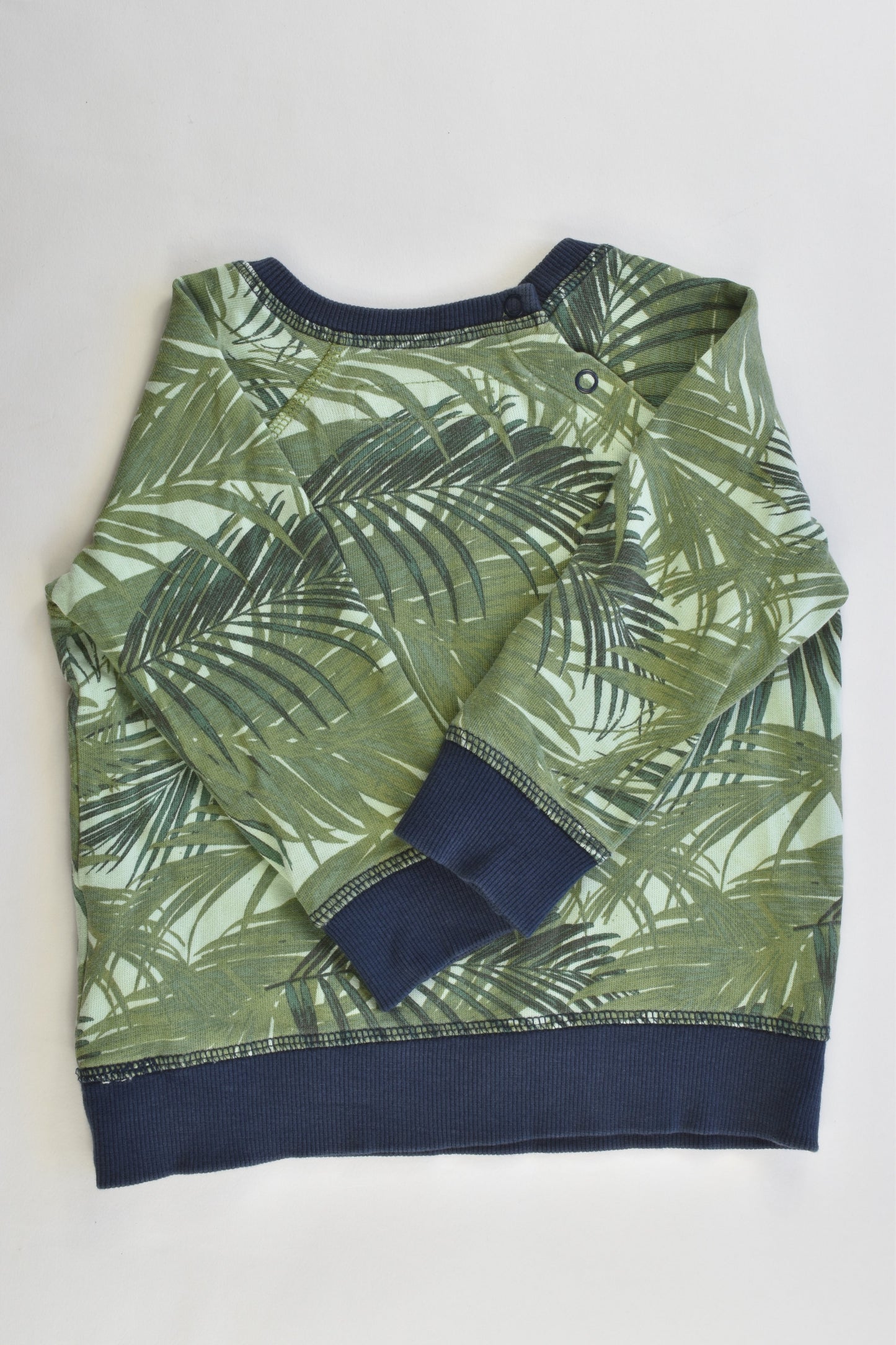 H&M Size 12-18 months (1) "Santa Monica 36" Sweater