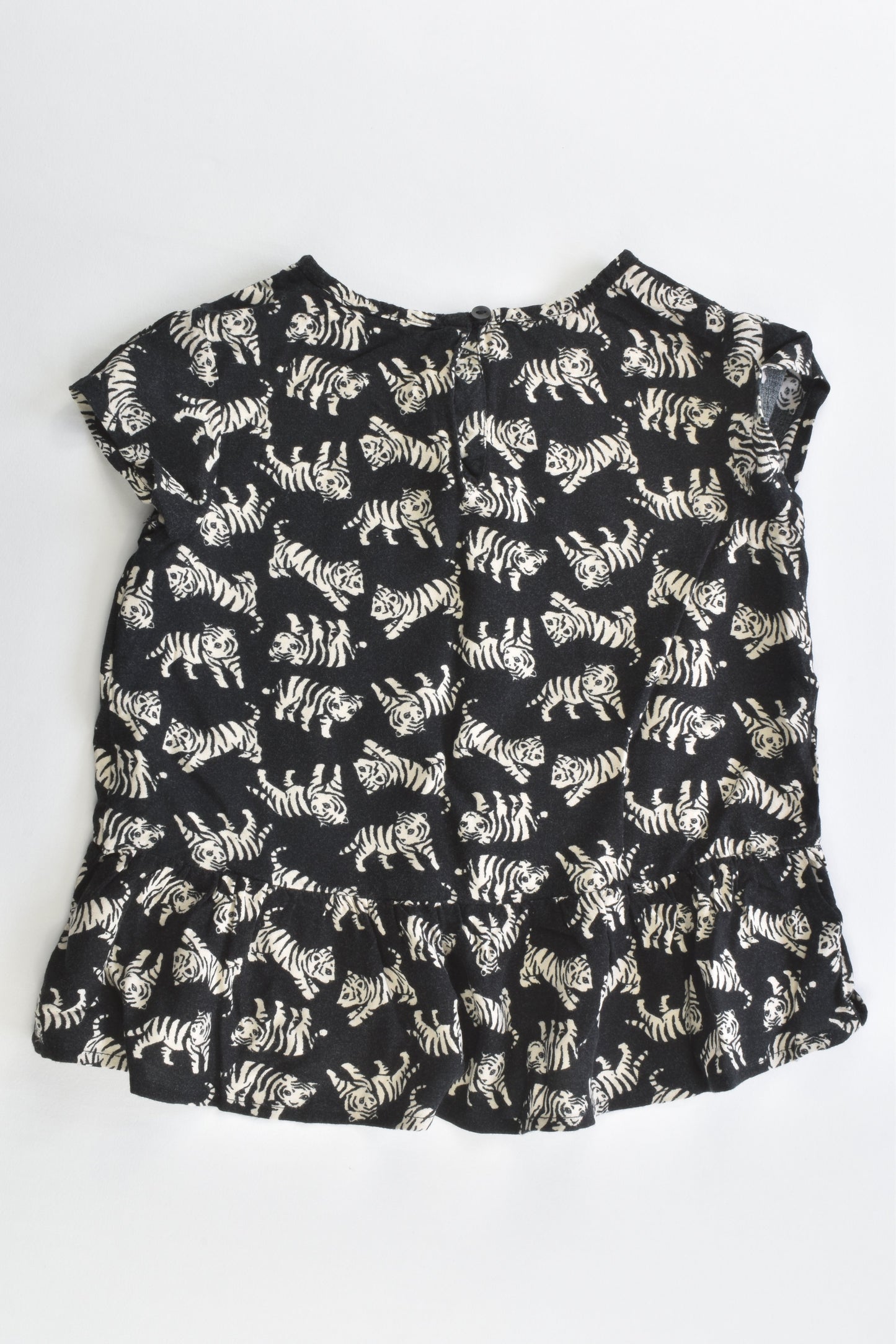 H&M Size 2 (92 cm) Snow Tiger Cub Blouse