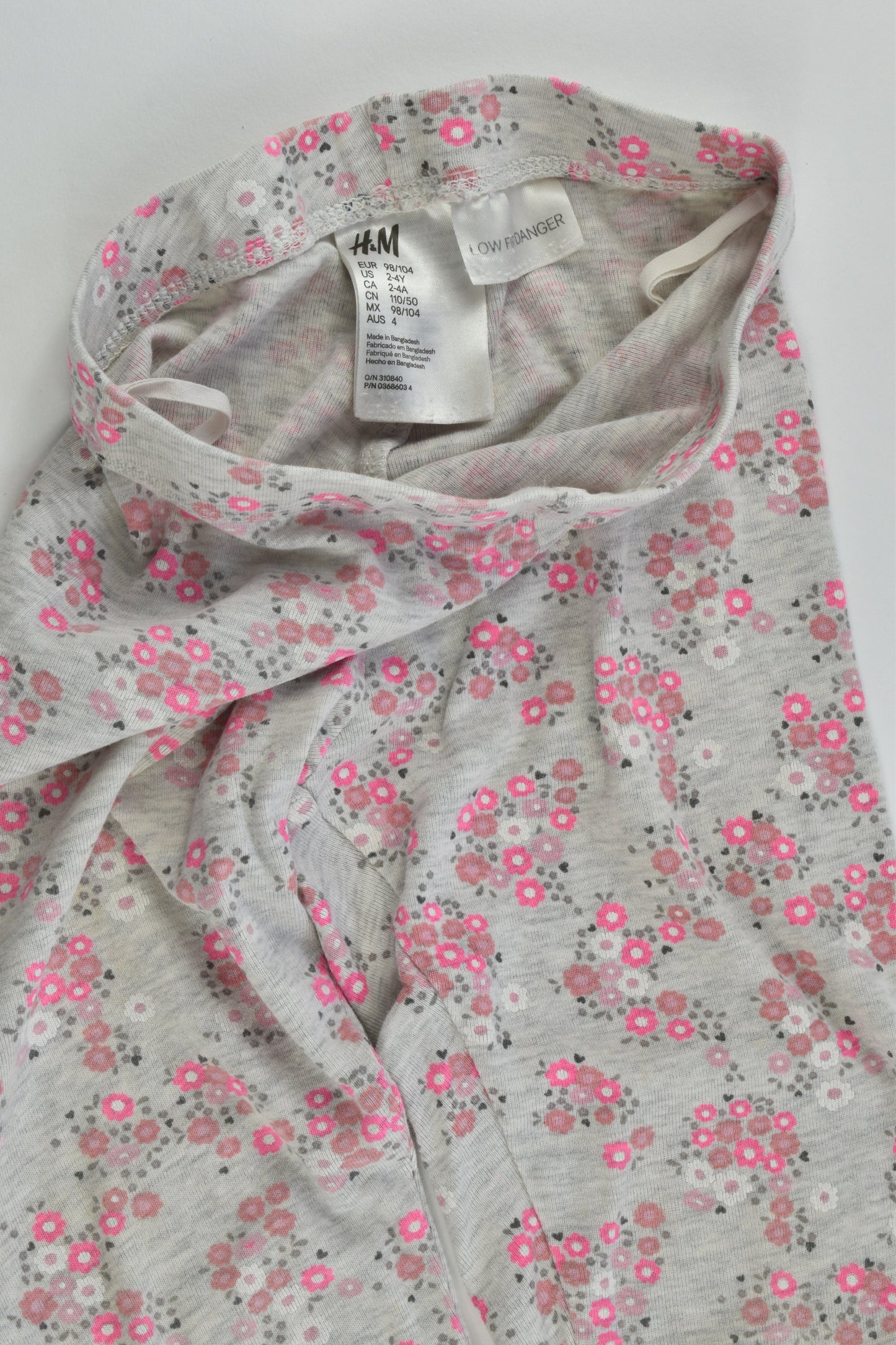 H&M Size 4 (98/104 cm) Floral Pj Set