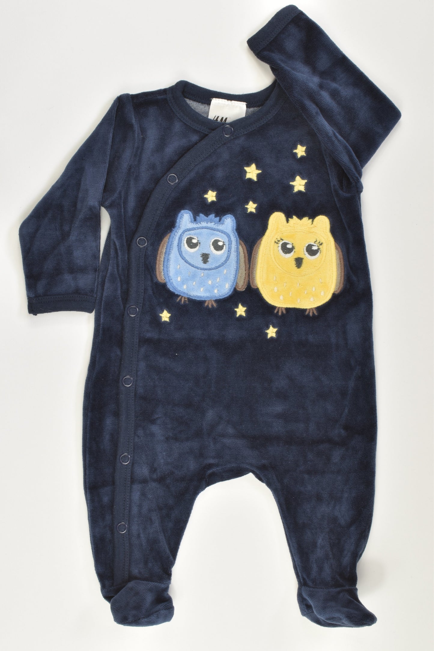 H&M Size 50 cm (Newborn) Owls Velour Romper