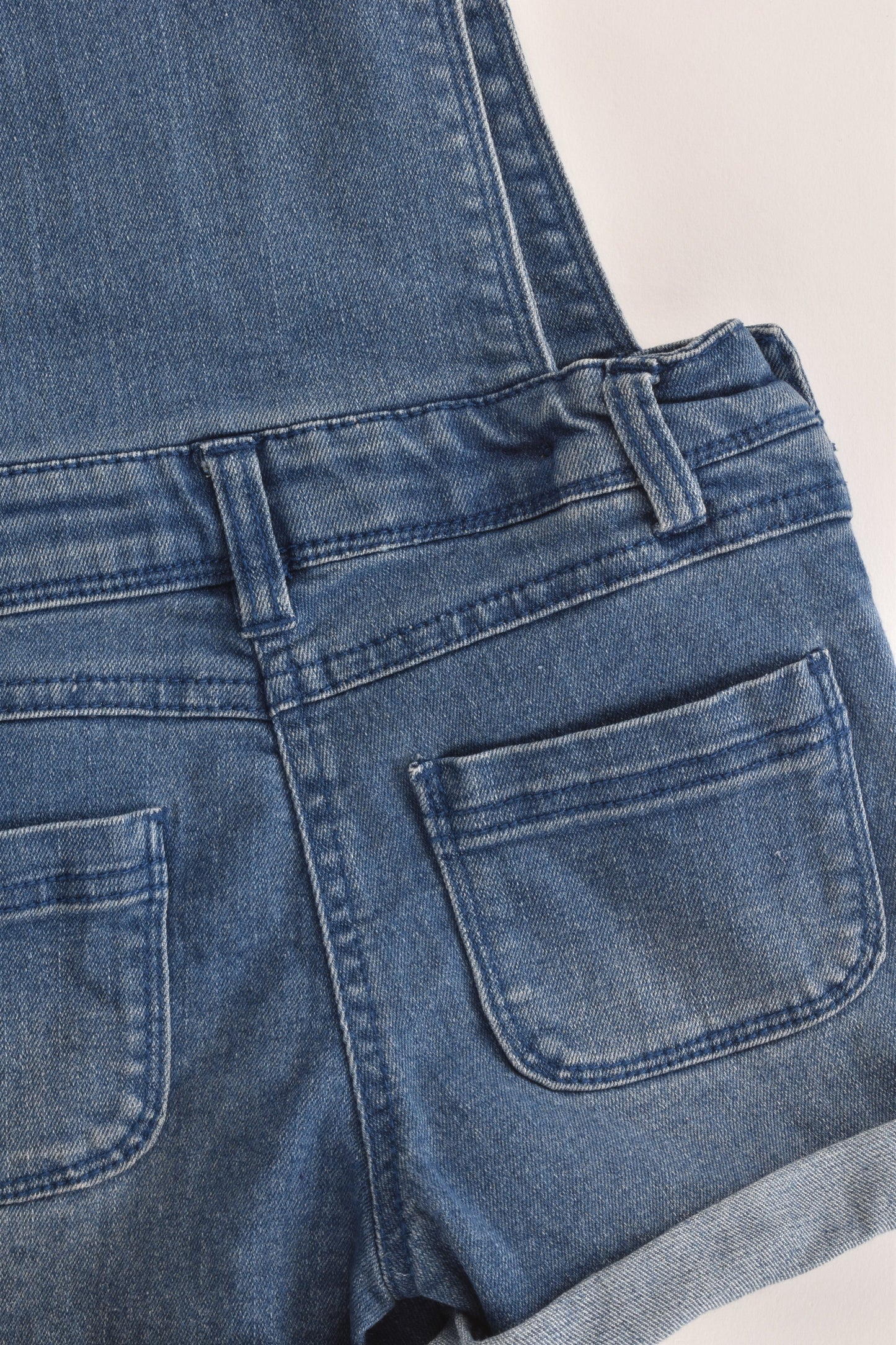H&T Size 4 Stretchy Denim Short Overalls