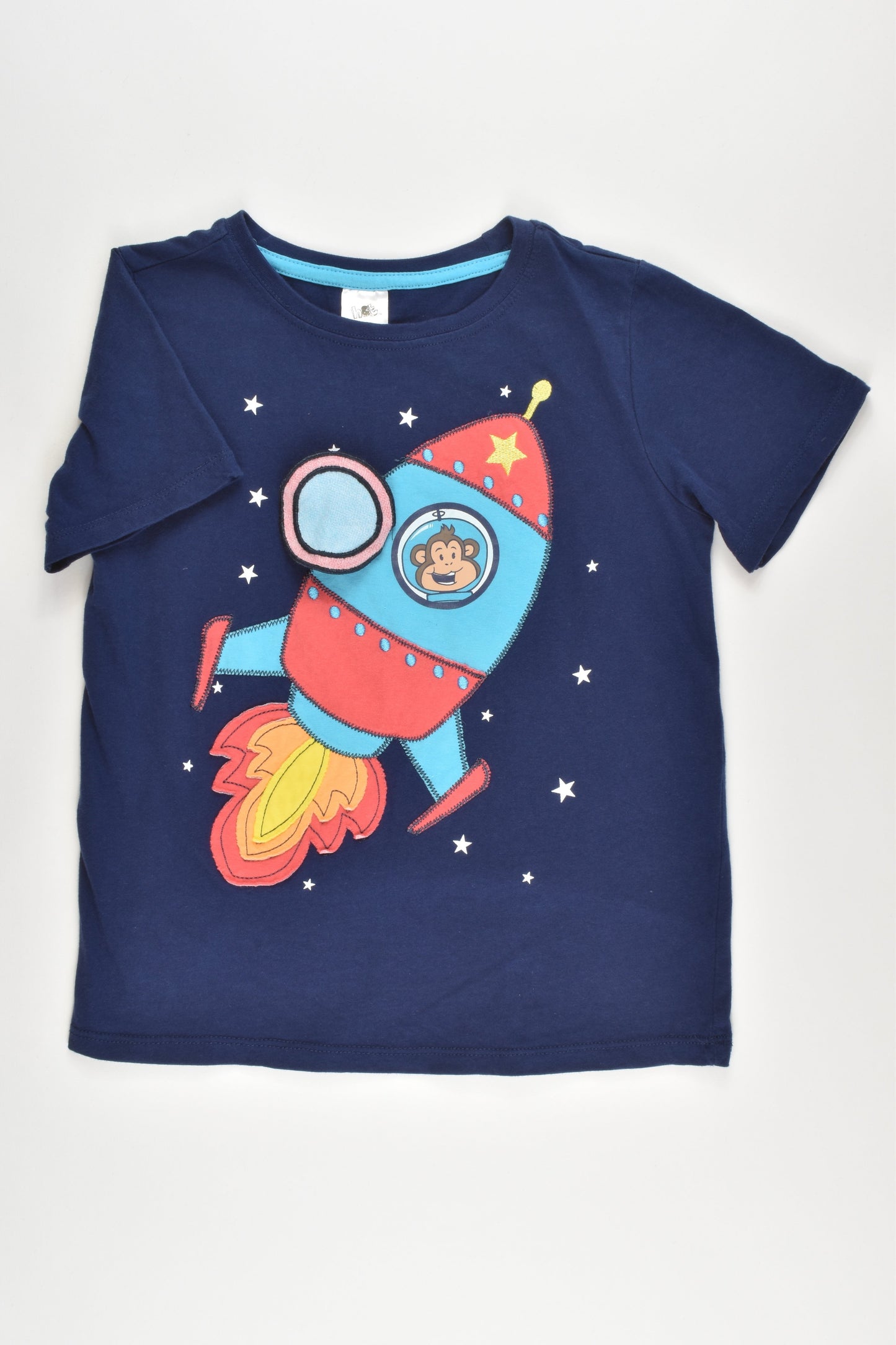 H&T Size 6 T-shirt