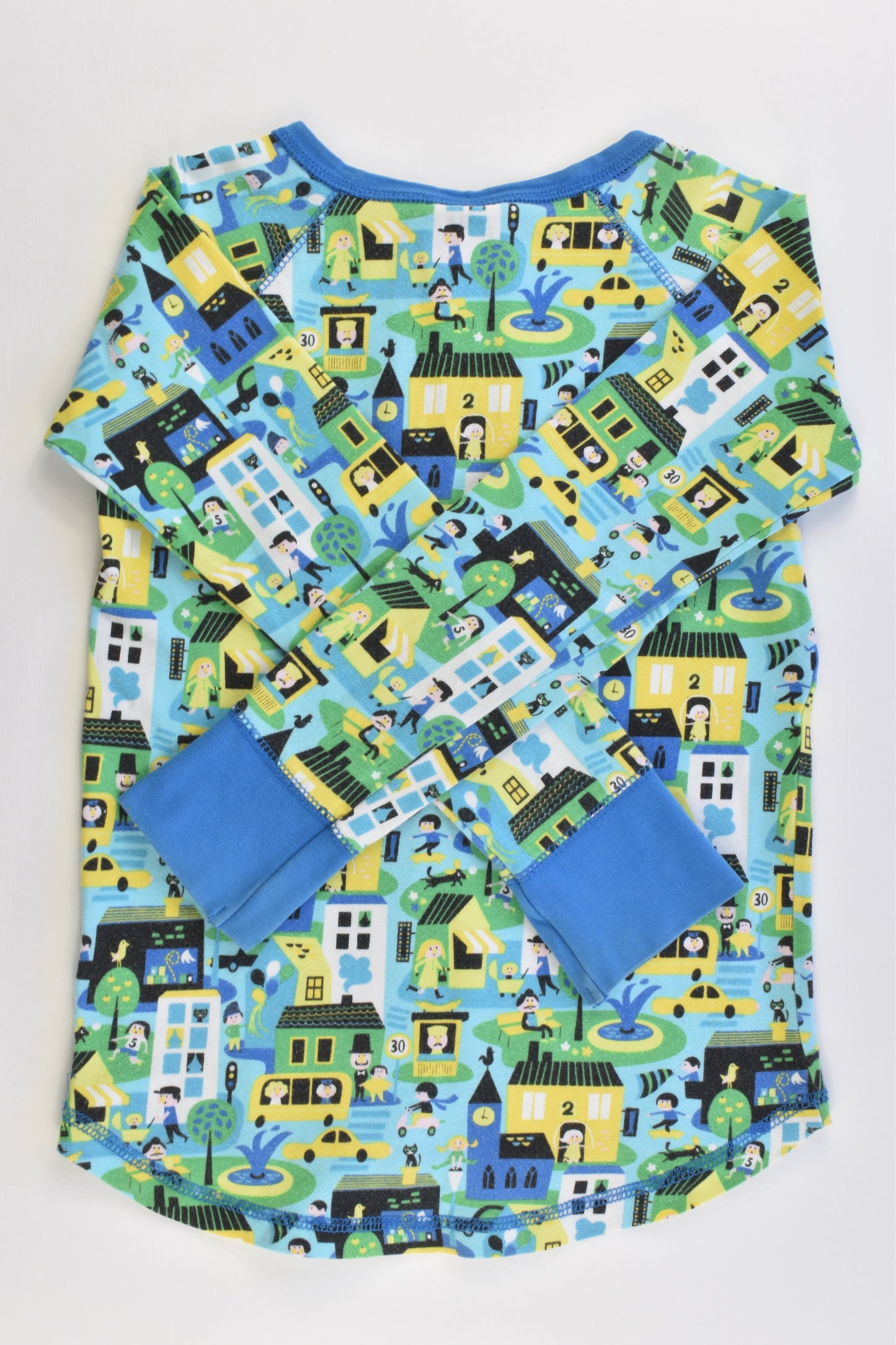 Kaxs by KappAhl Size 110/116 cm (5-6) People, Buildings and Vehicles Top