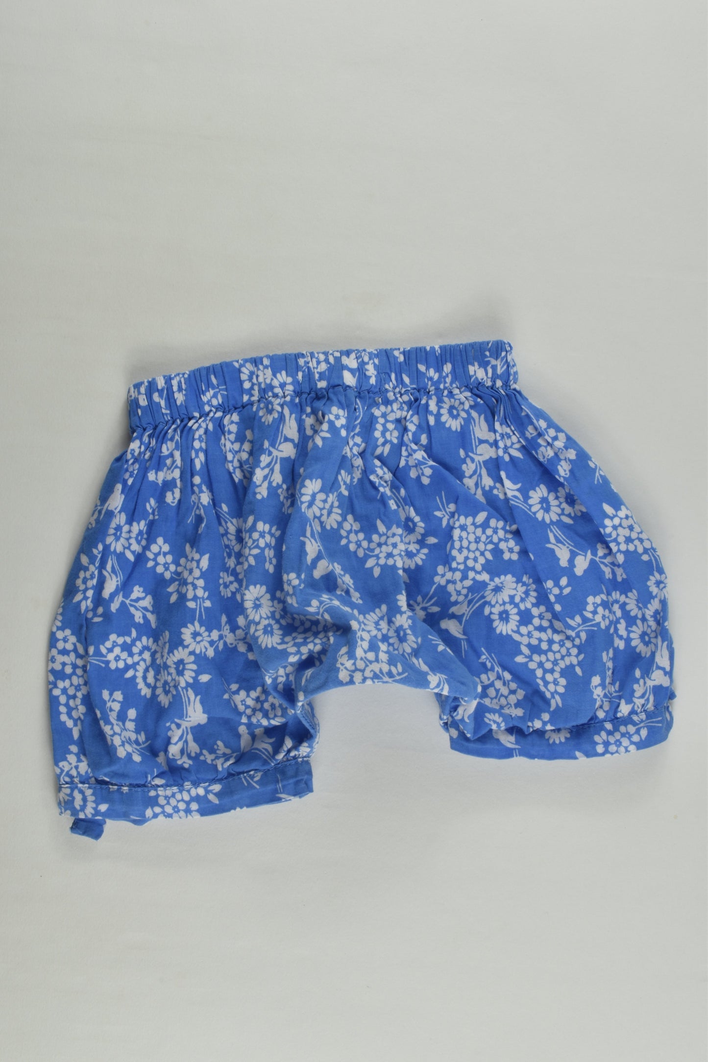 Kidsagogo Size 00 (6 months) Flowers and Birds Harem Shorts