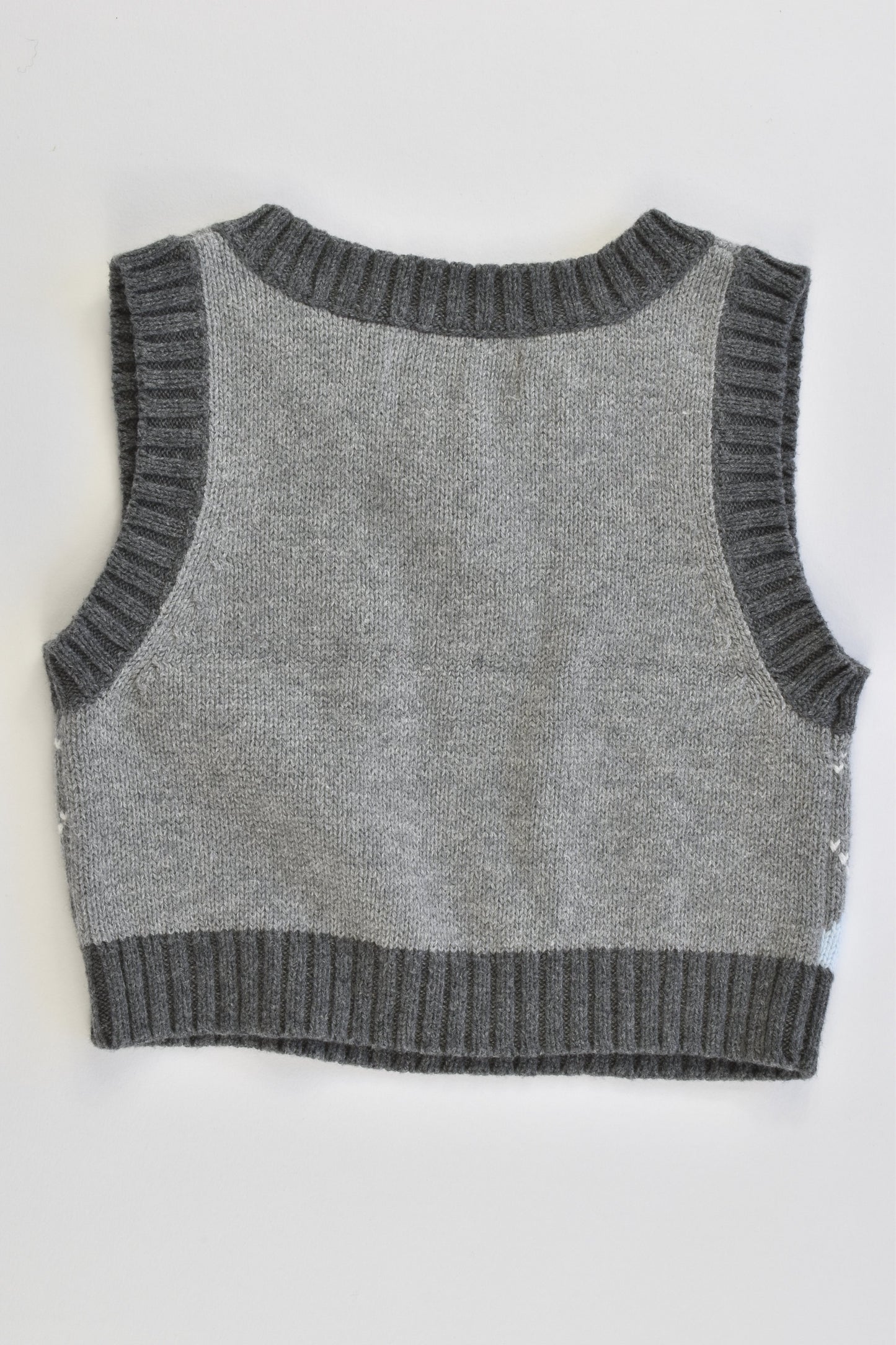 Lullaby Club Size 3 months (000-00) Knitted vest