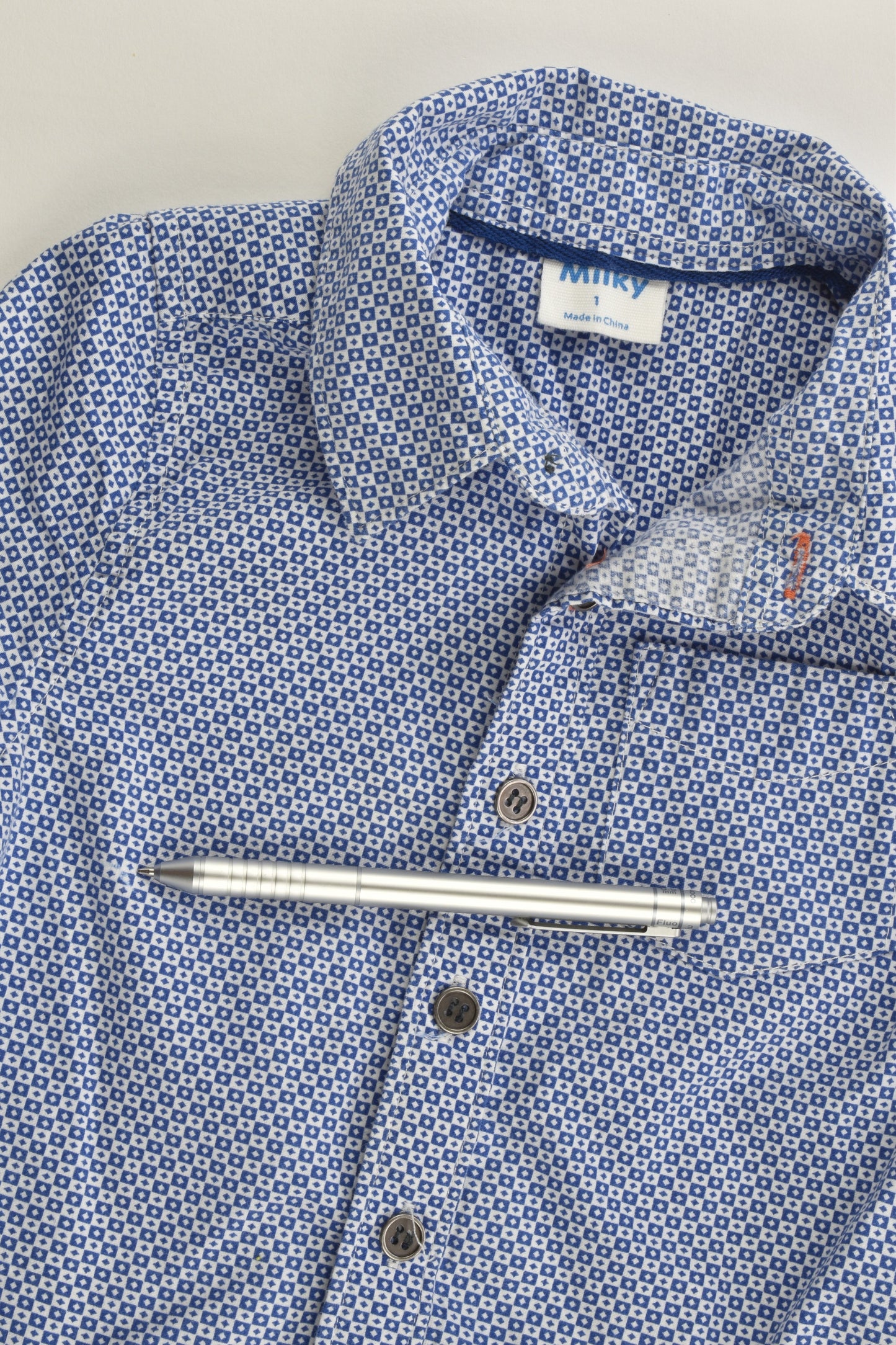Milky Size 1 Collared Shirt