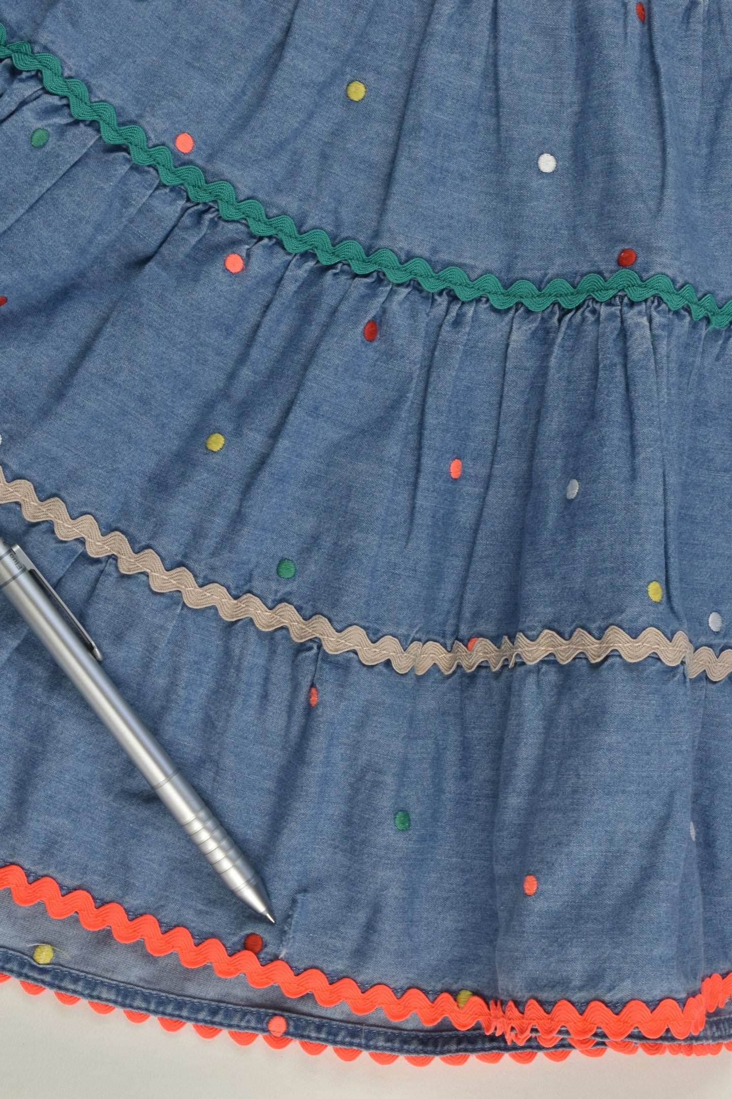 Mini Boden Size 7-8 (128 cm) Lightweight Denim Skirt with Colourful Details