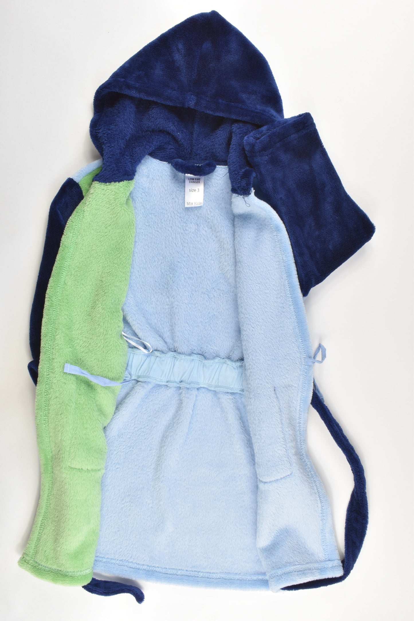 Mix Kids Size 3 Dressing Gown