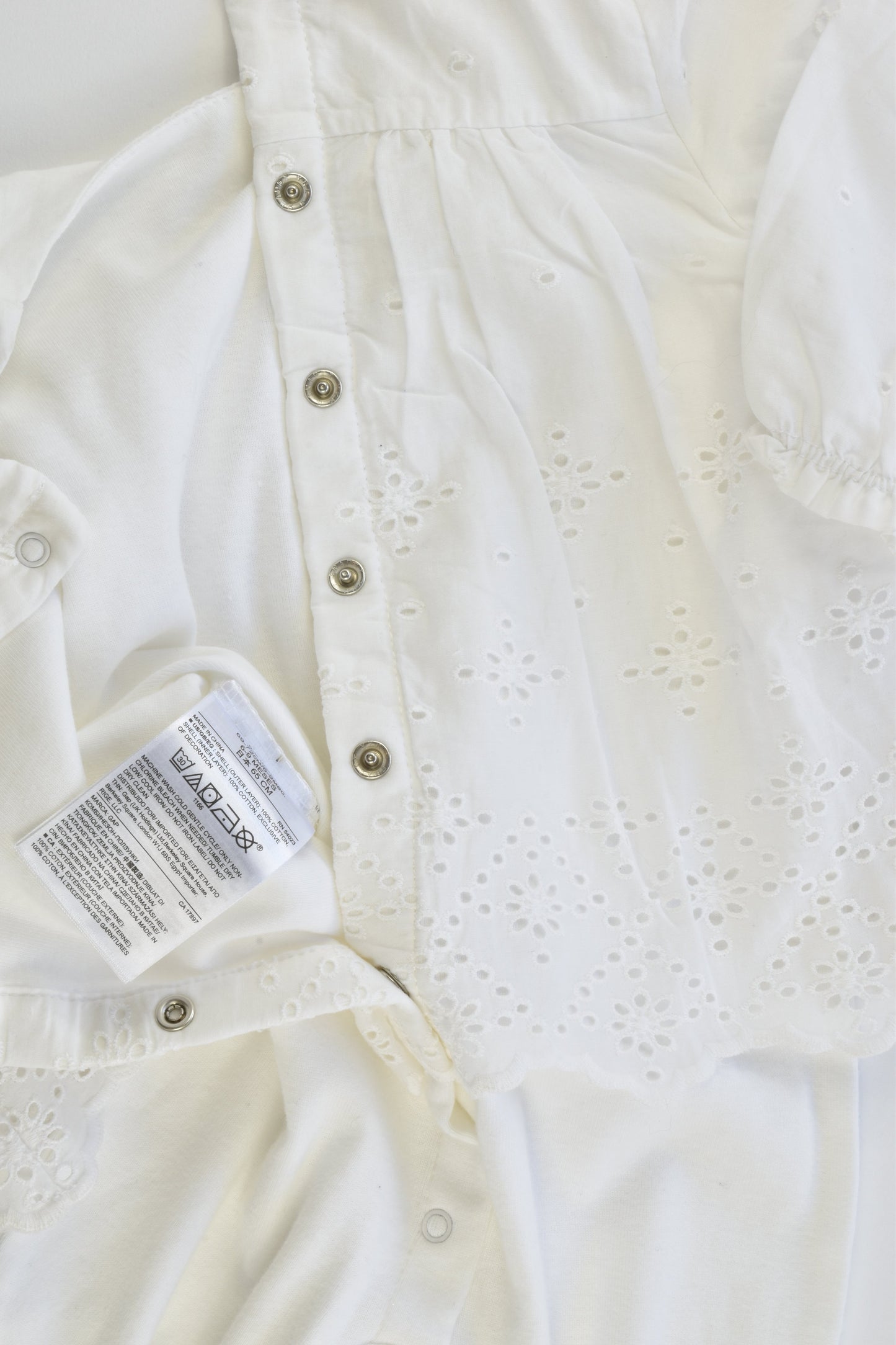 NEW Baby Gap Size 0 (6-9 months) Footed Romper/Lace Top