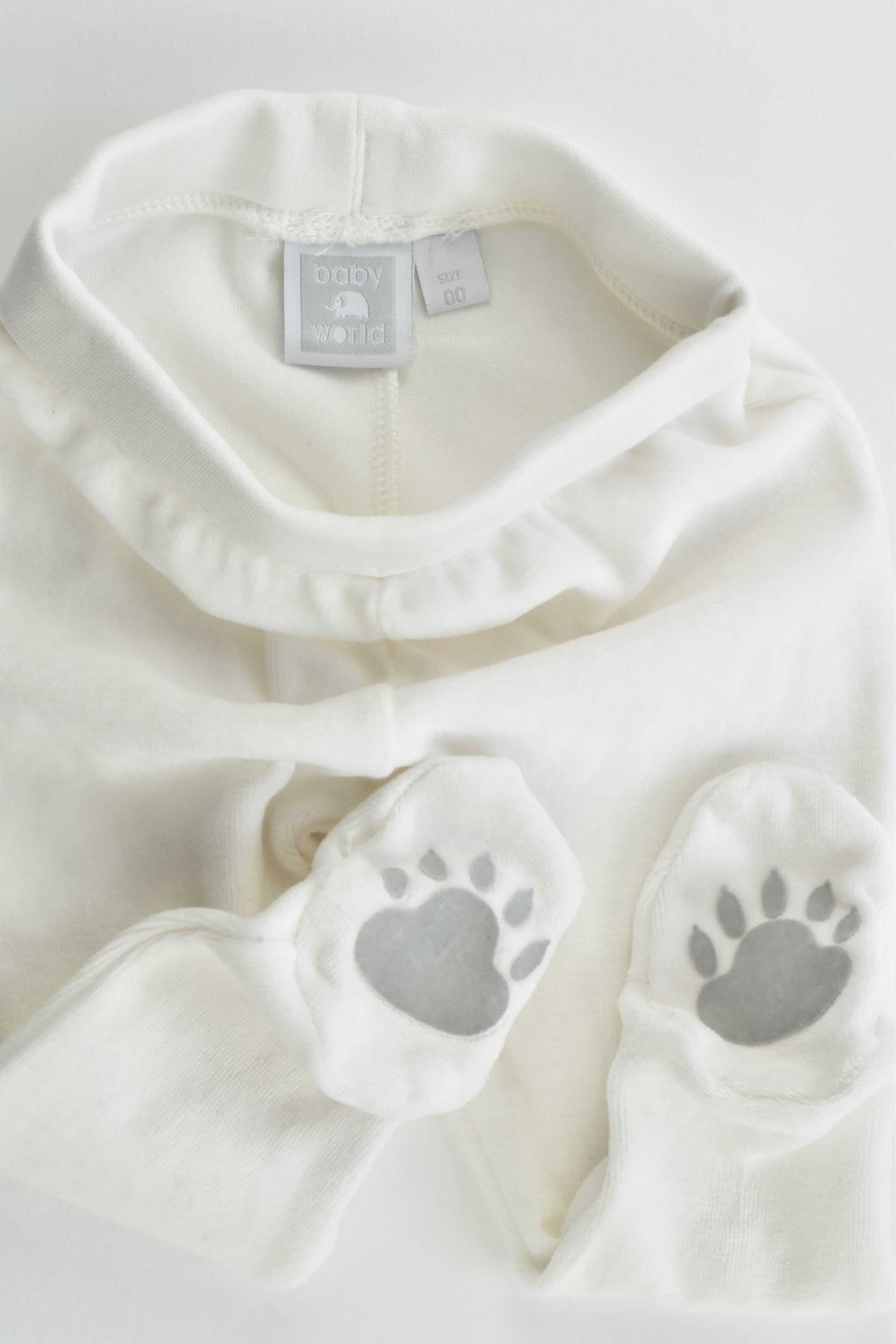 NEW Baby World Size 00 Footed Velour Pants