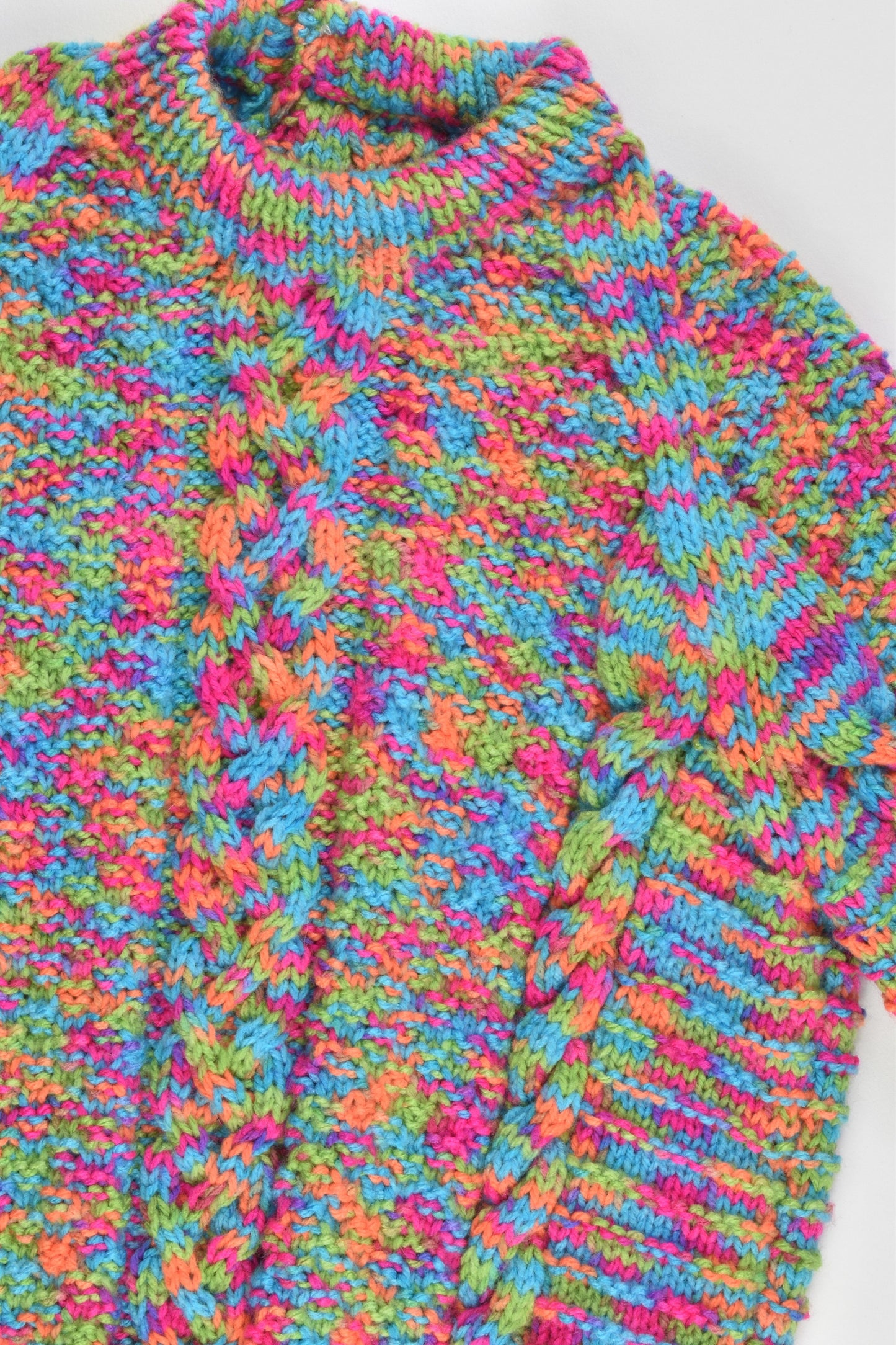NEW Hand Knitted Size approx 4-6 Jumper