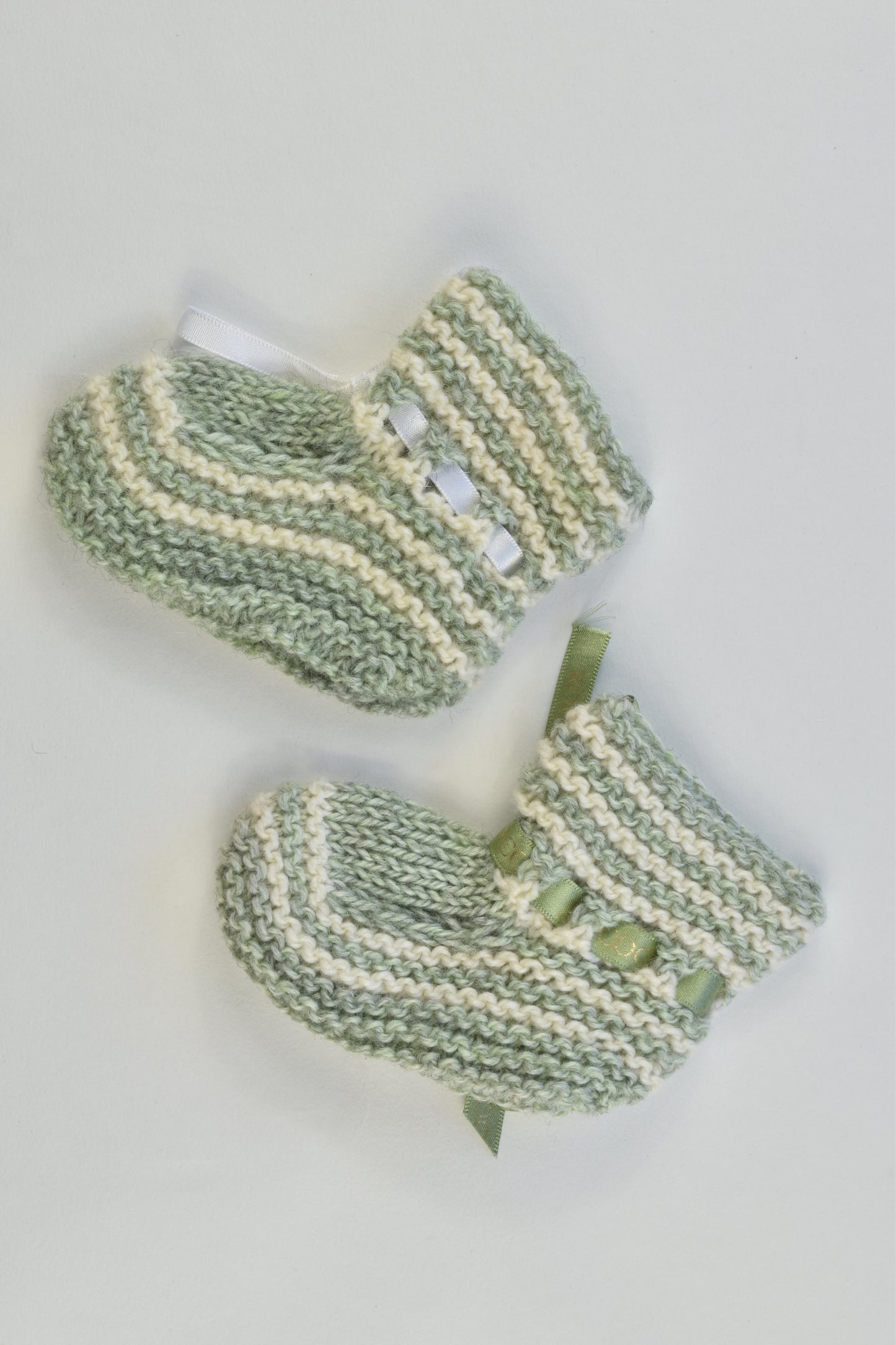 NEW Hand Made Knitted Woolly Baby Slippers