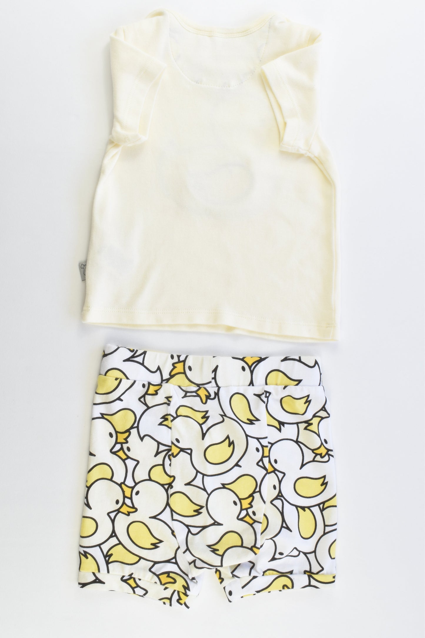 NEW Peter Alexander Size 0 (6/9 months) Duck Pj Set