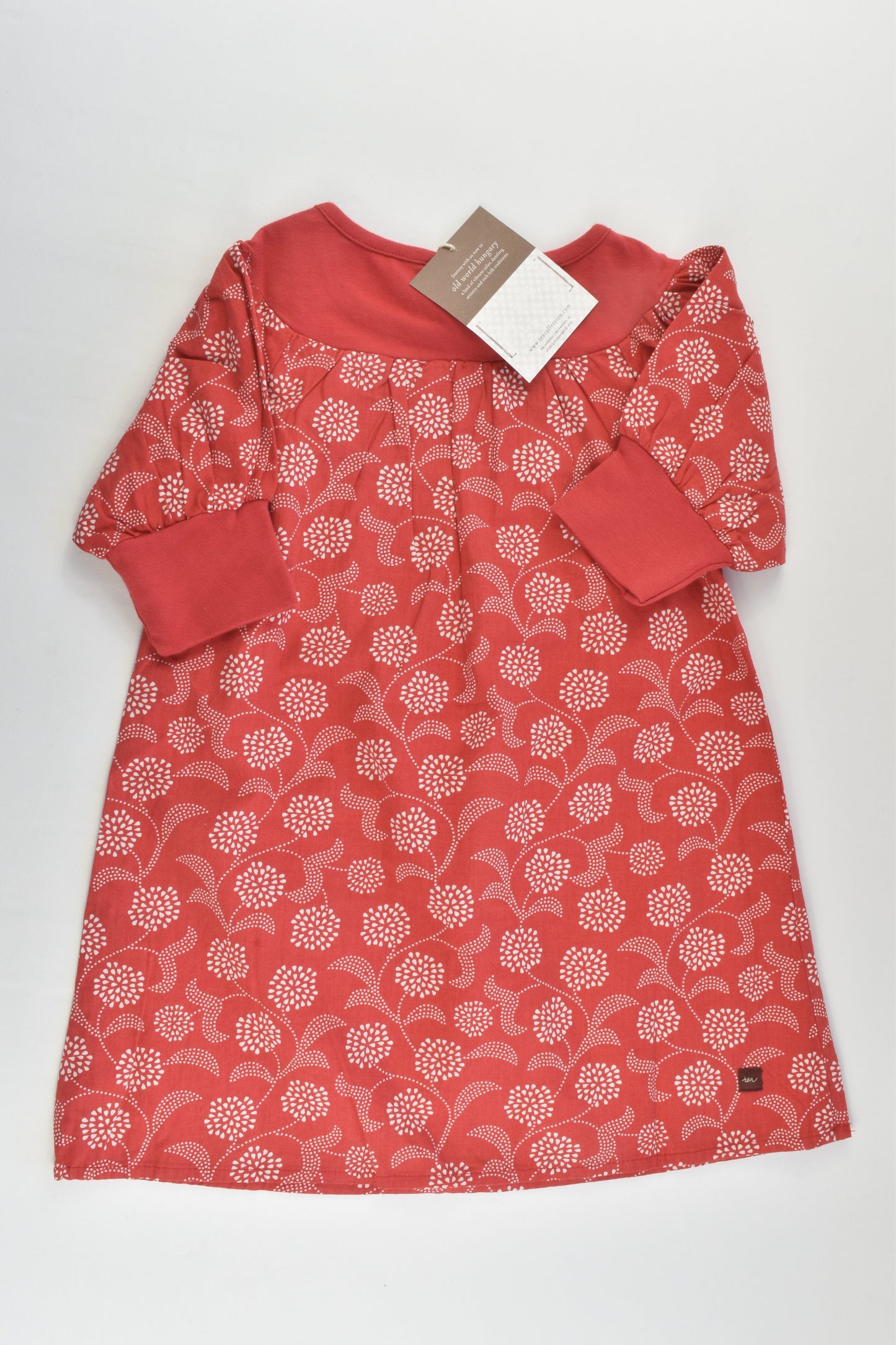 NEW Tea Size 3 (US) Old World Hungary Dress