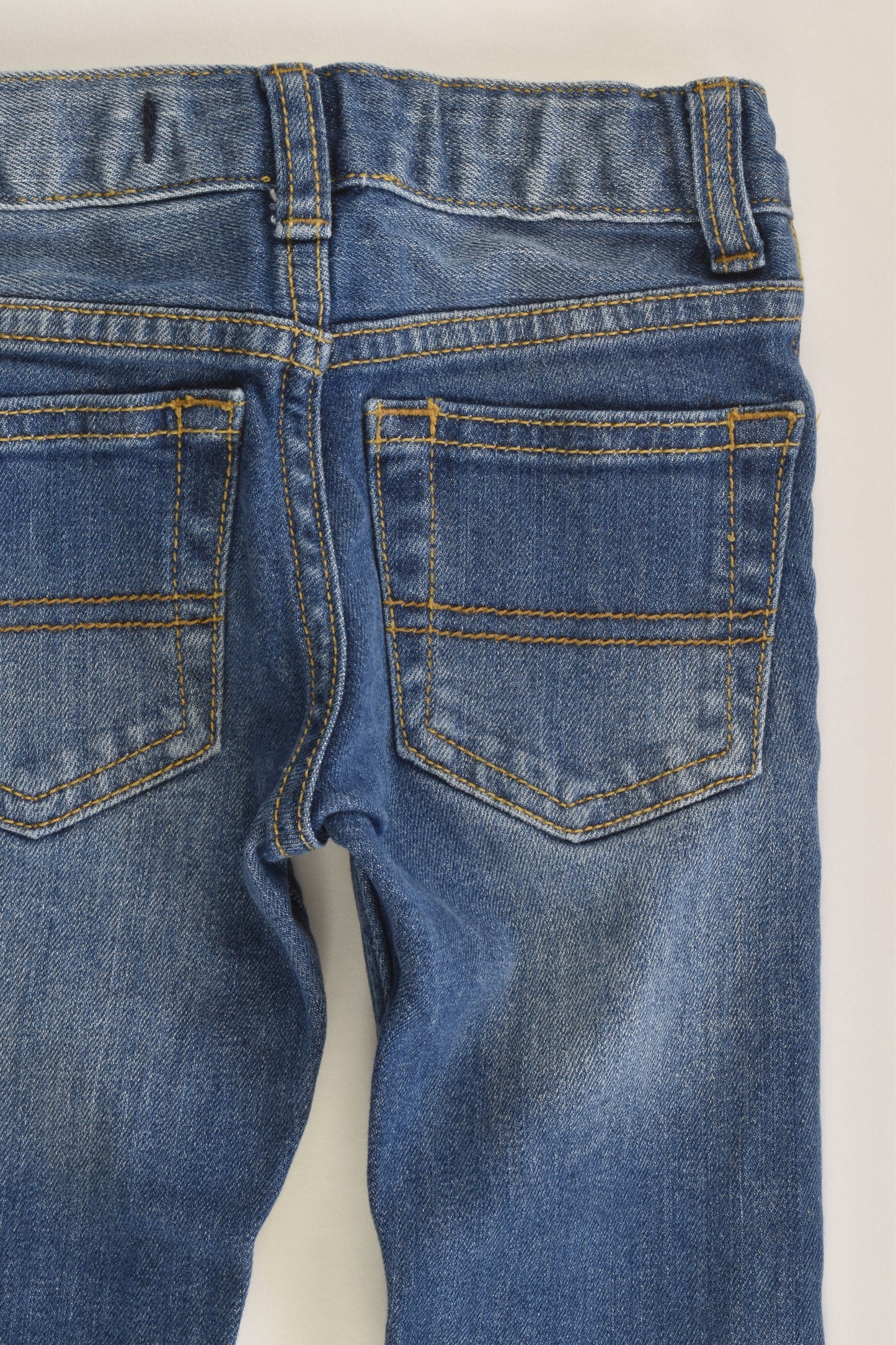 OshKosh Size 2 Stretchy Skinny Denim Pants