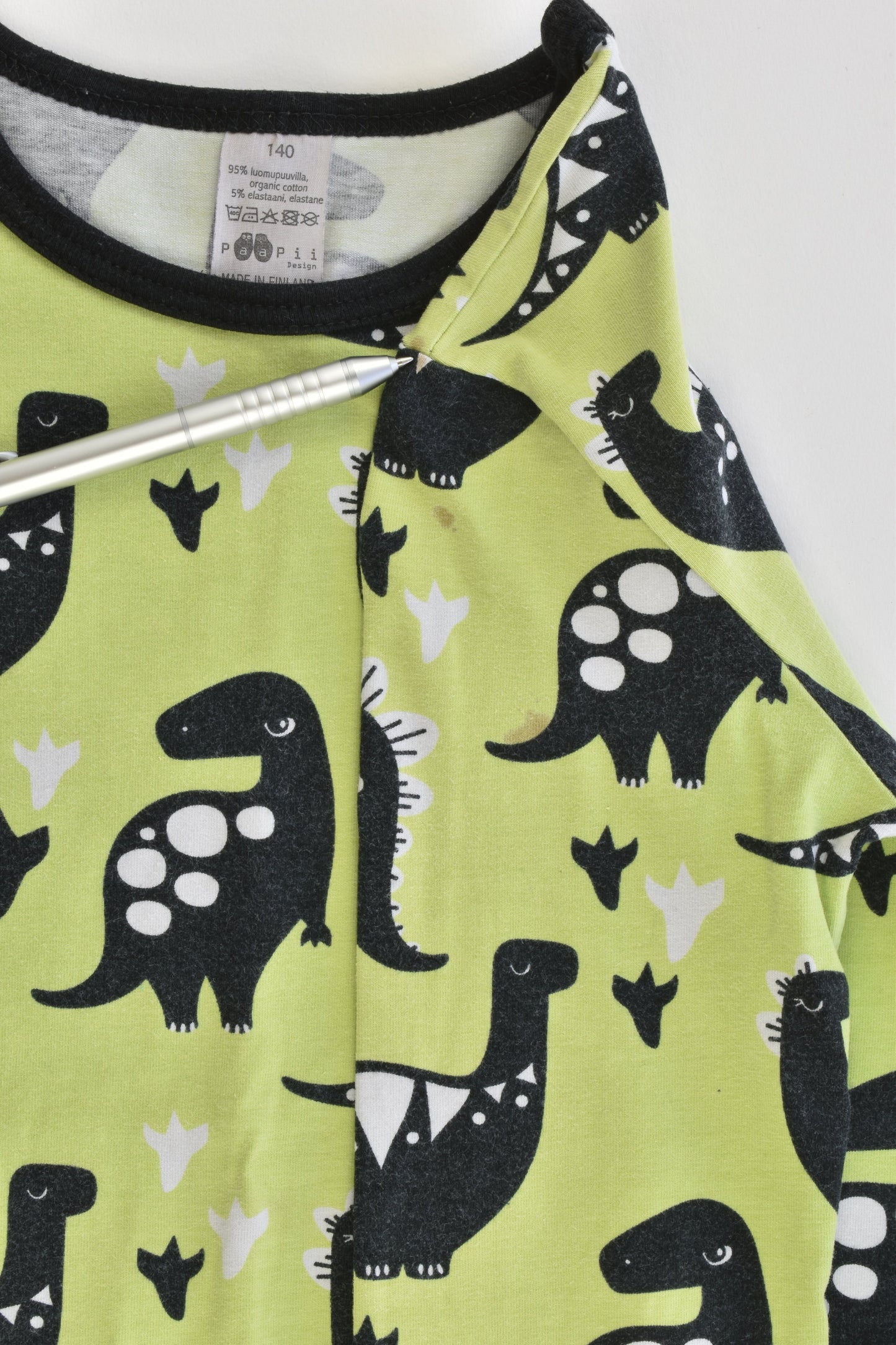 PaaPii Finland Size 140 cm (10) Small sizing Dinosaur Top