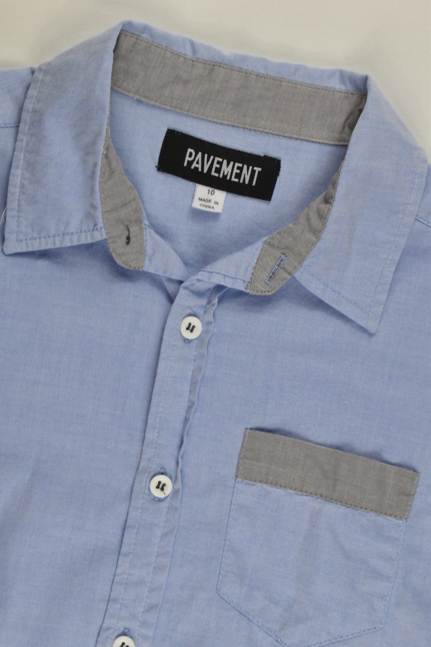 Pavement Size 10 Collared Shirt