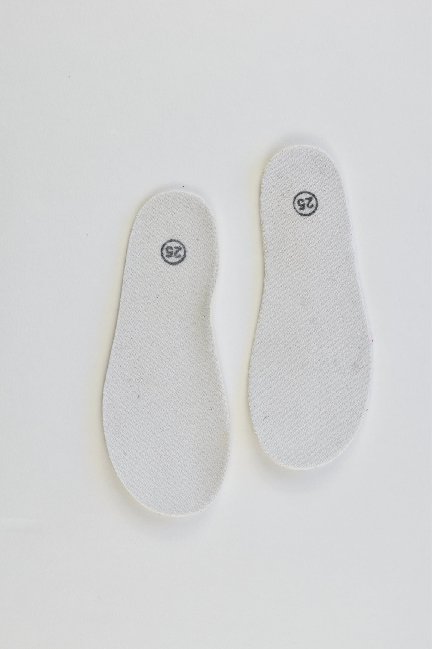 Penny Scallan Size 25 (8) Apples Gum Boots