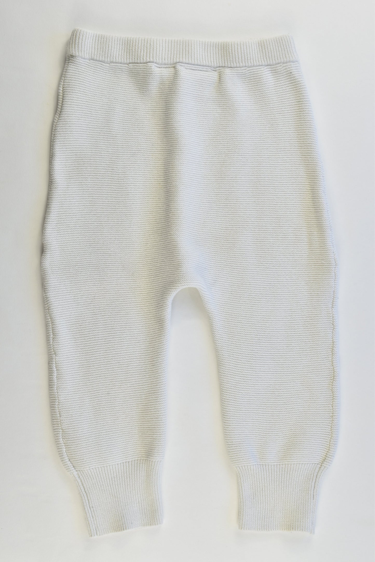 Peter Alexander Size 12-18 months (1) Knitted Jumper and Pants