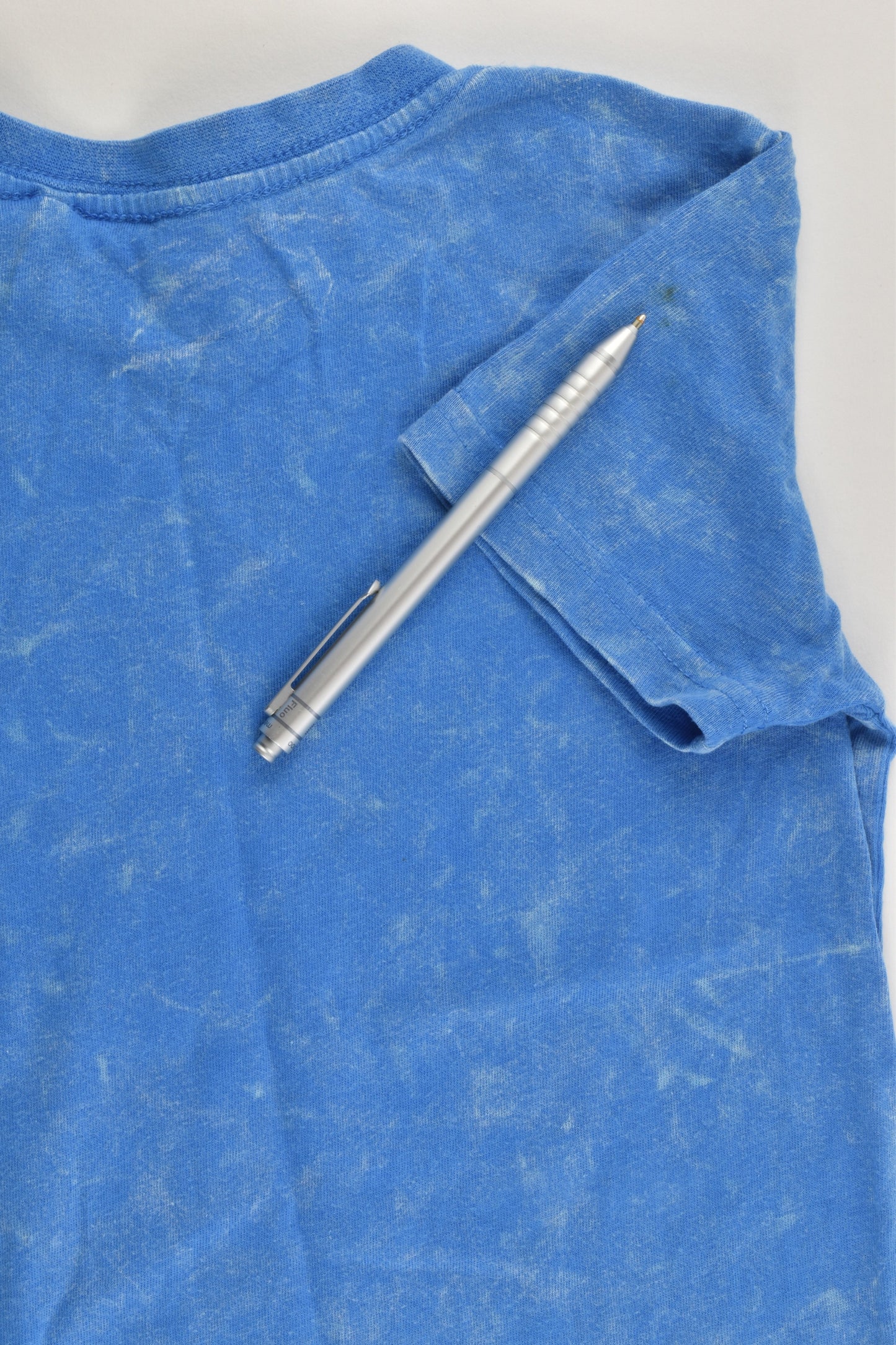Piping Hot Size 3 'Shred Waves' T-shirt