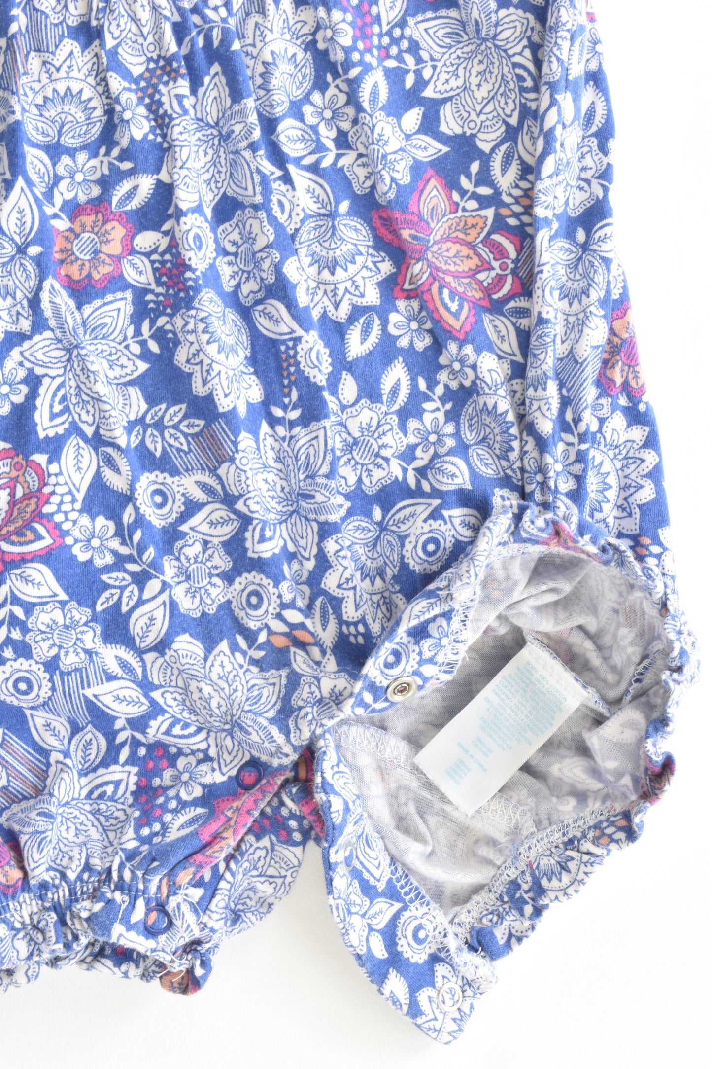 Place Size 6-9 months Playsuit