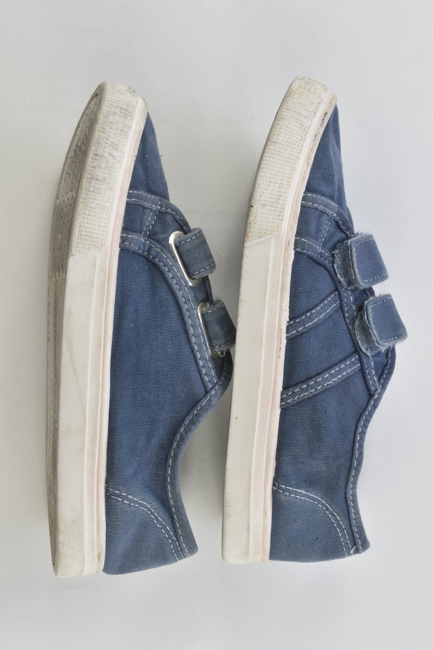 Seed Heritage Size 31 Shoes