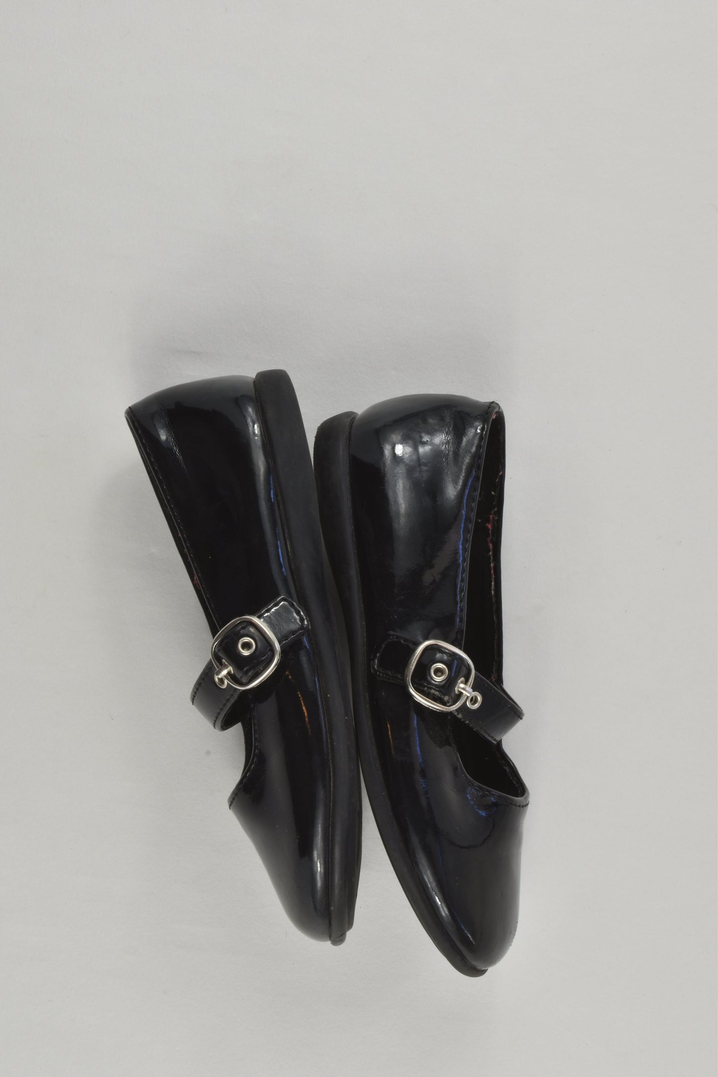SmartFit Size US 8 Shoes