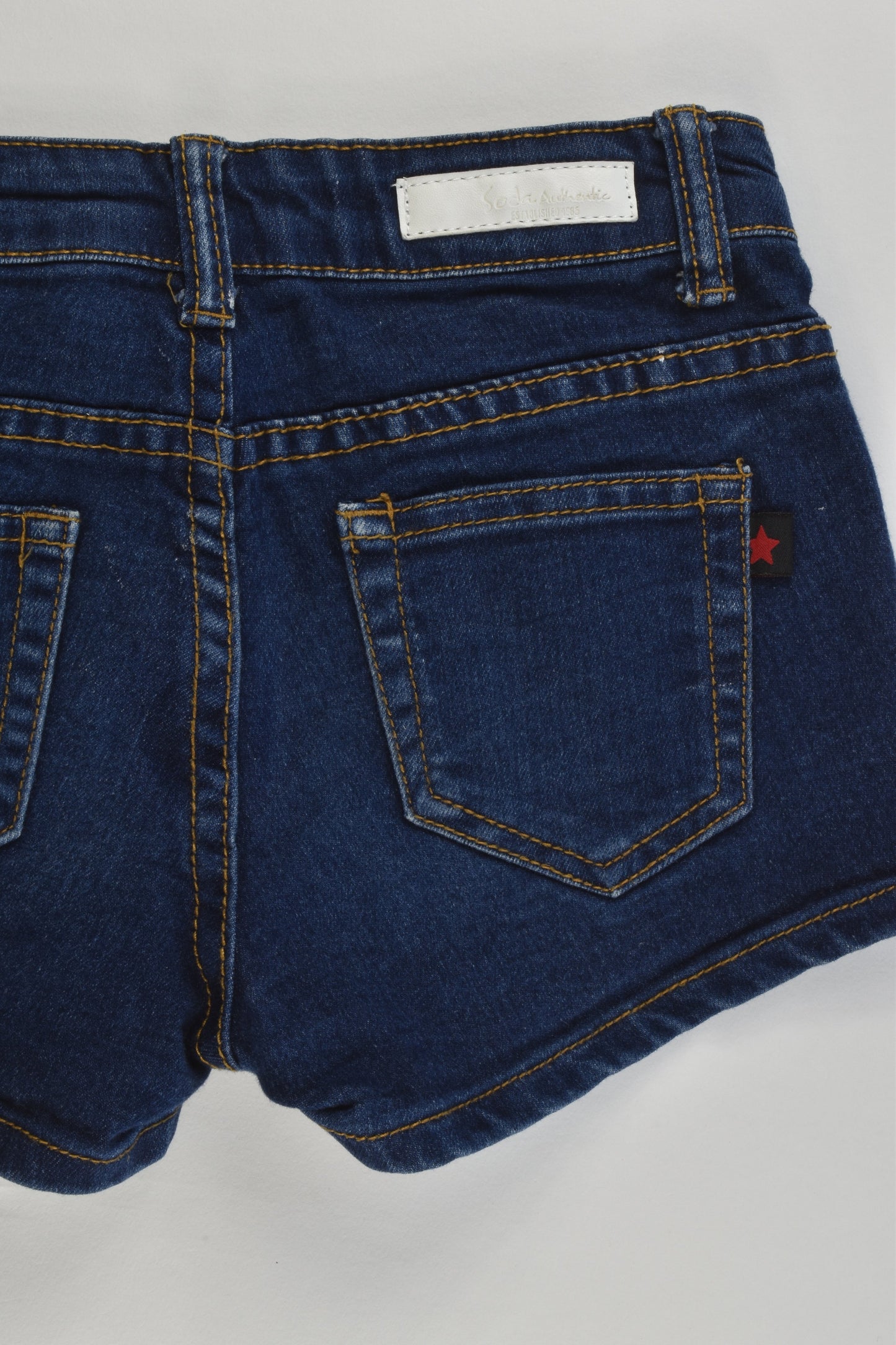 Soda Kids Size 5/6 Stretchy Denim Shorts
