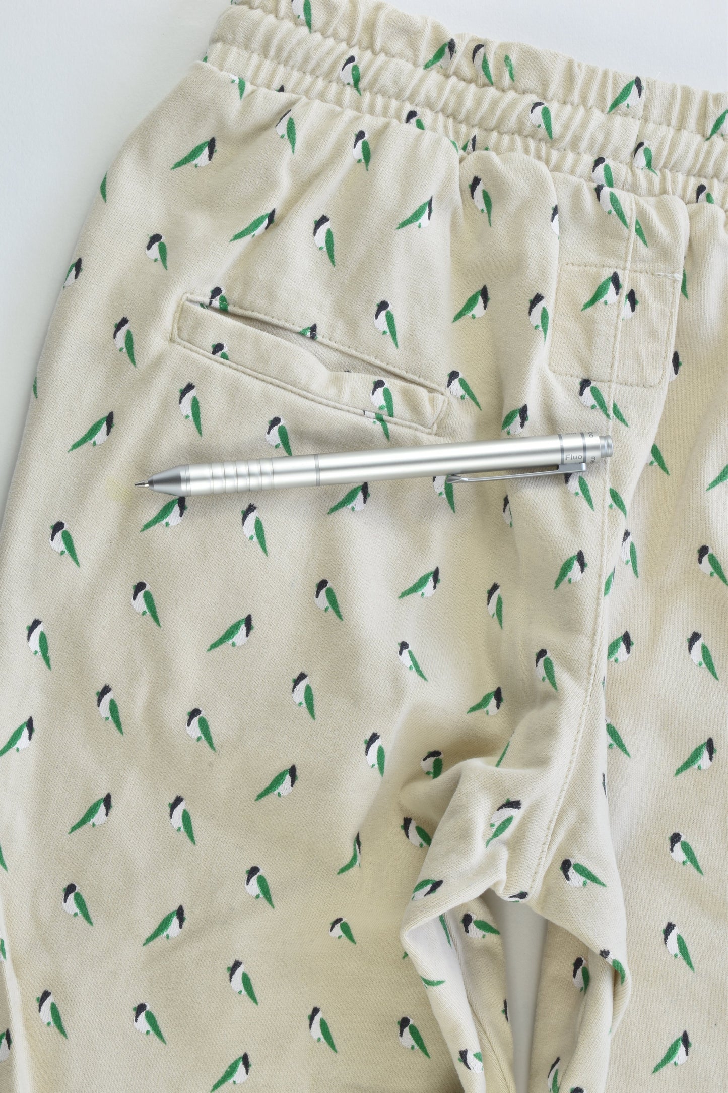 Sudo (Melbourne) Size 7 Birds Track Pants