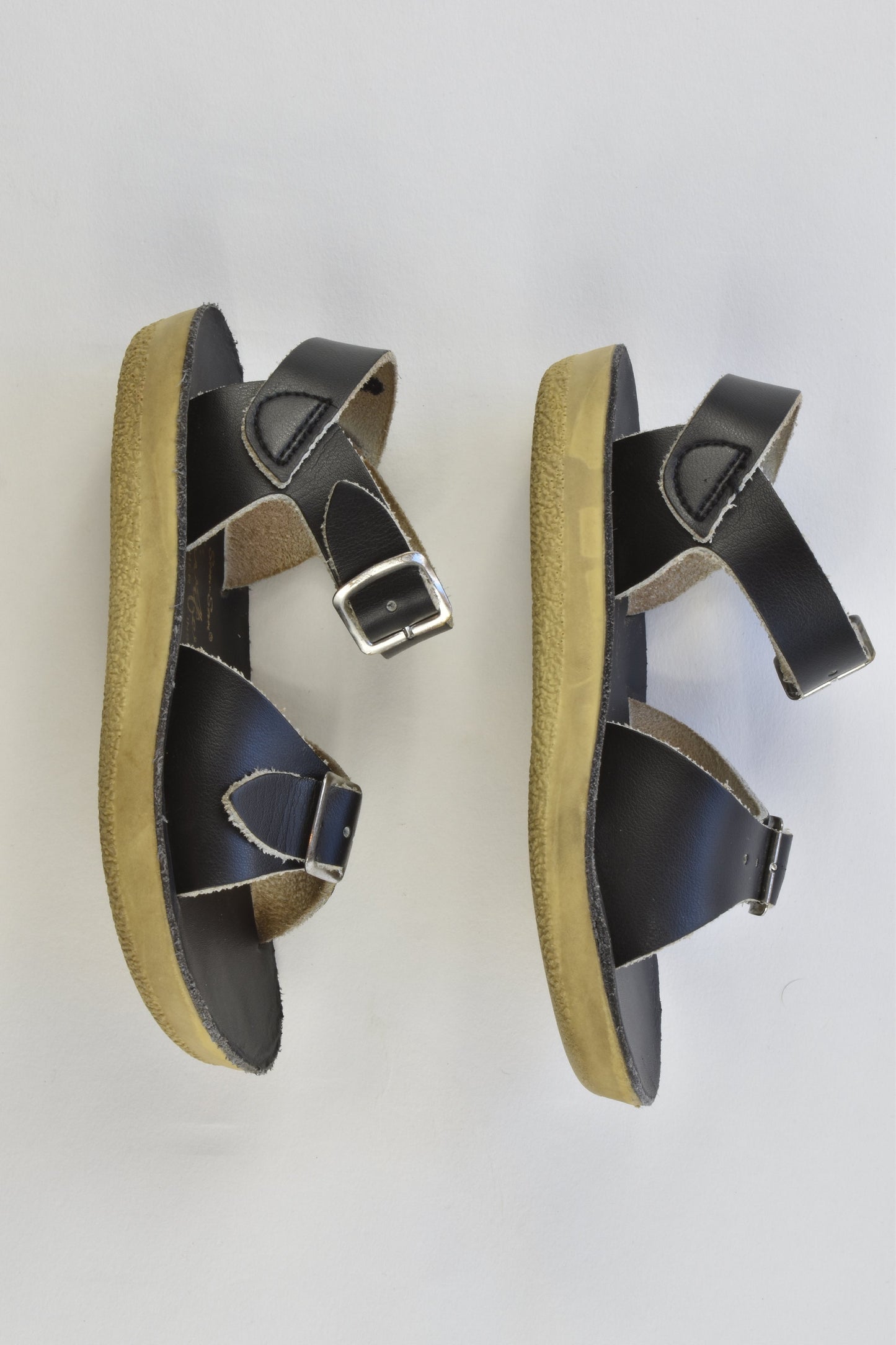 Sun-San Surfer Tan Size 8 Leather Salt Water Sandals