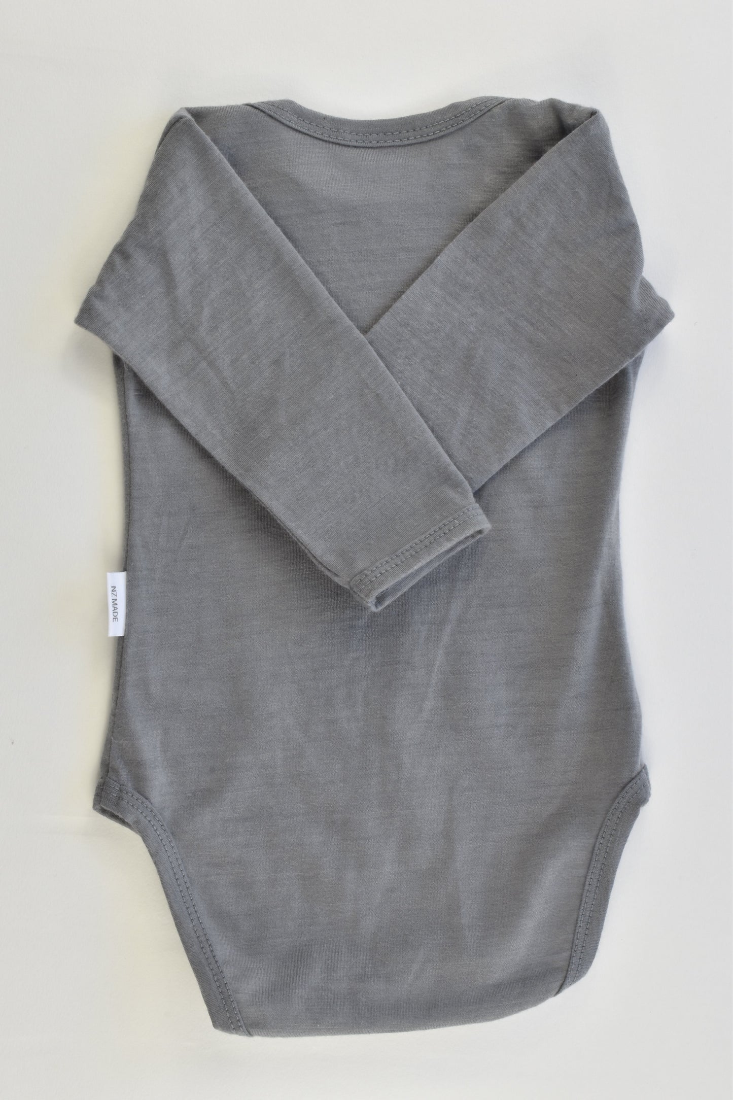 Sweet Cheeks (New Zealand) Size 00 Merino Bodysuit