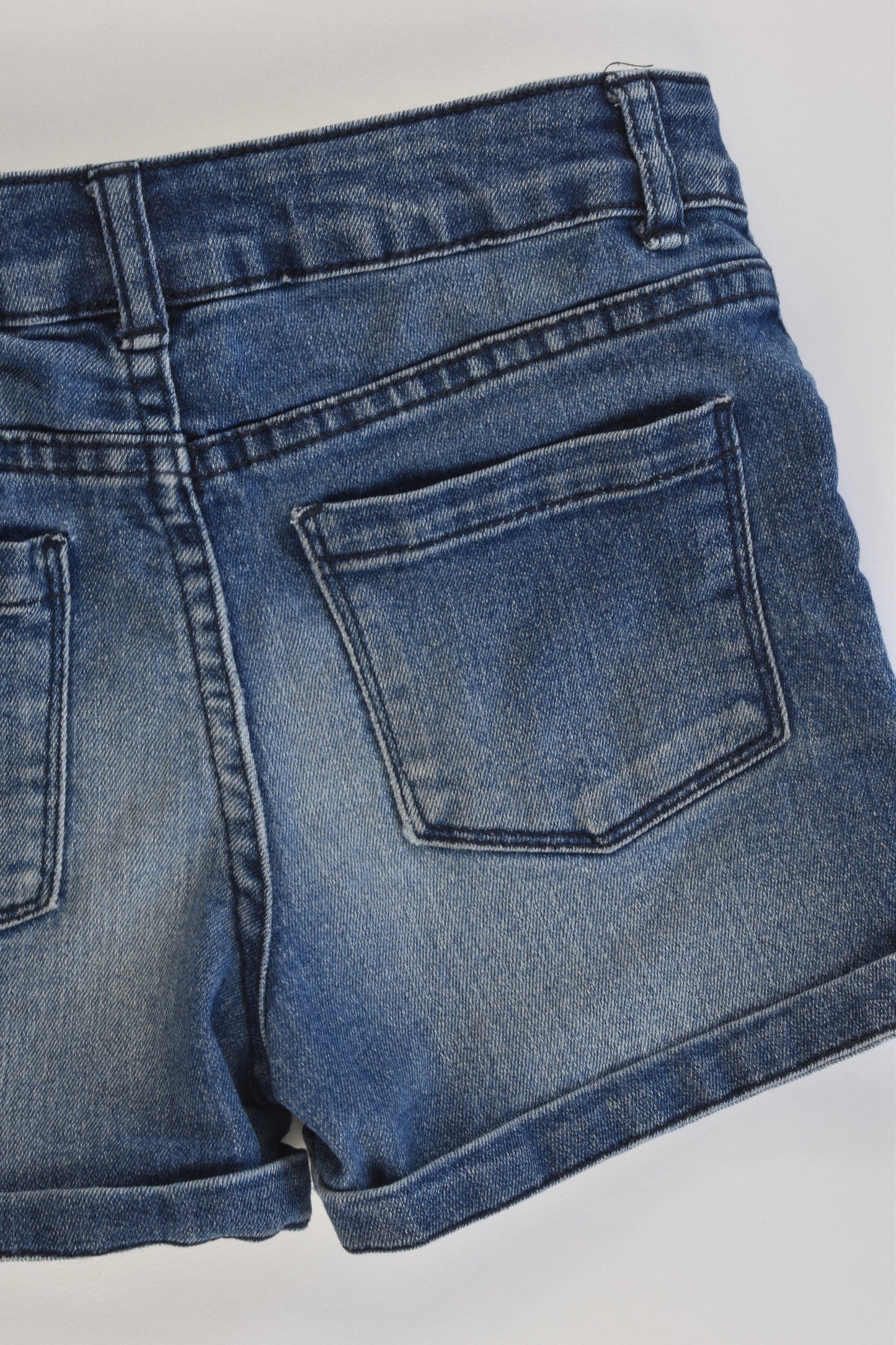 The 1964 Denim Company Size 6 Stretchy Denim Shorts