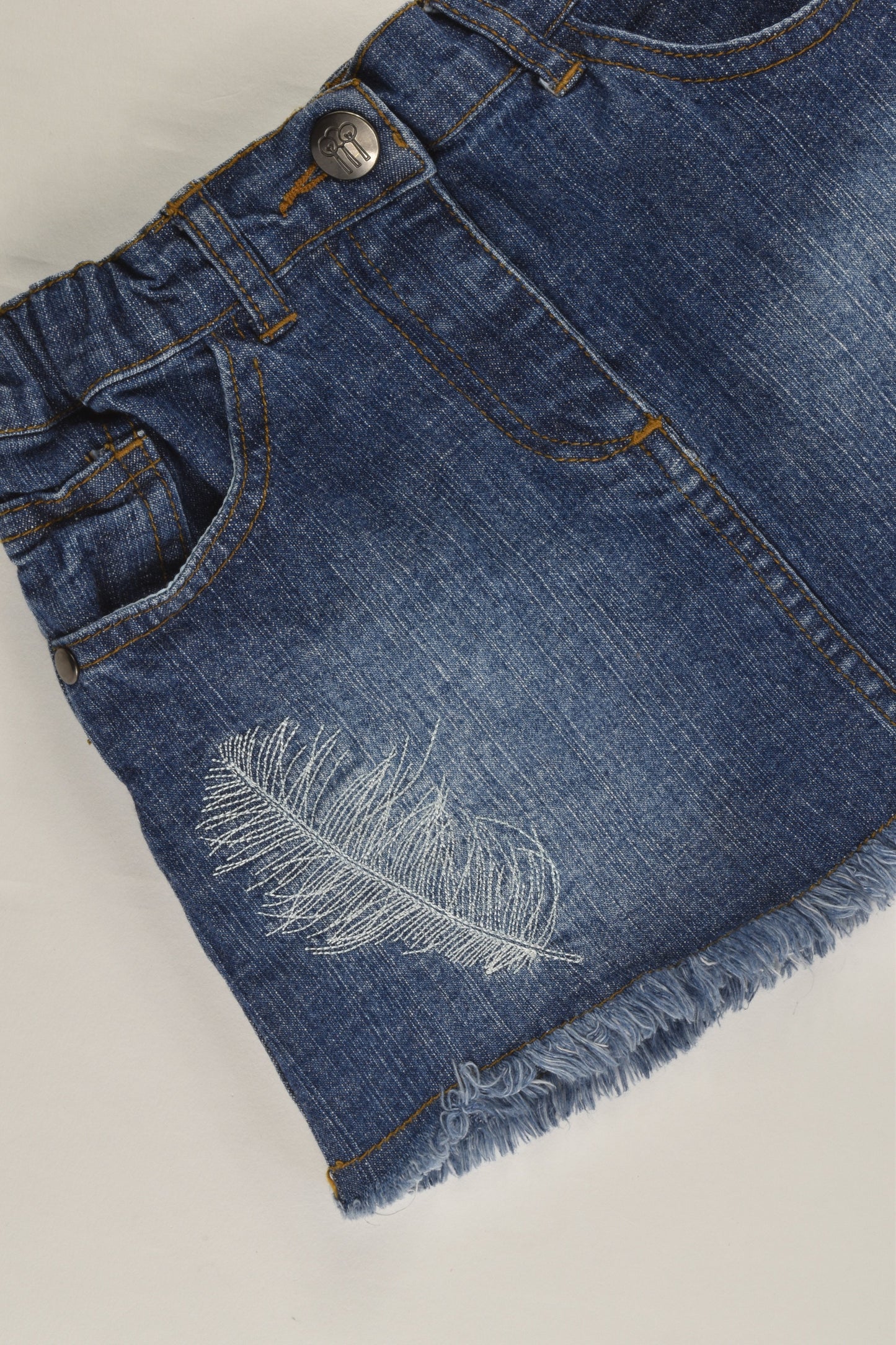 Three Little Trees (AU) Size 5-6 Feather Stretchy Denim Skirt
