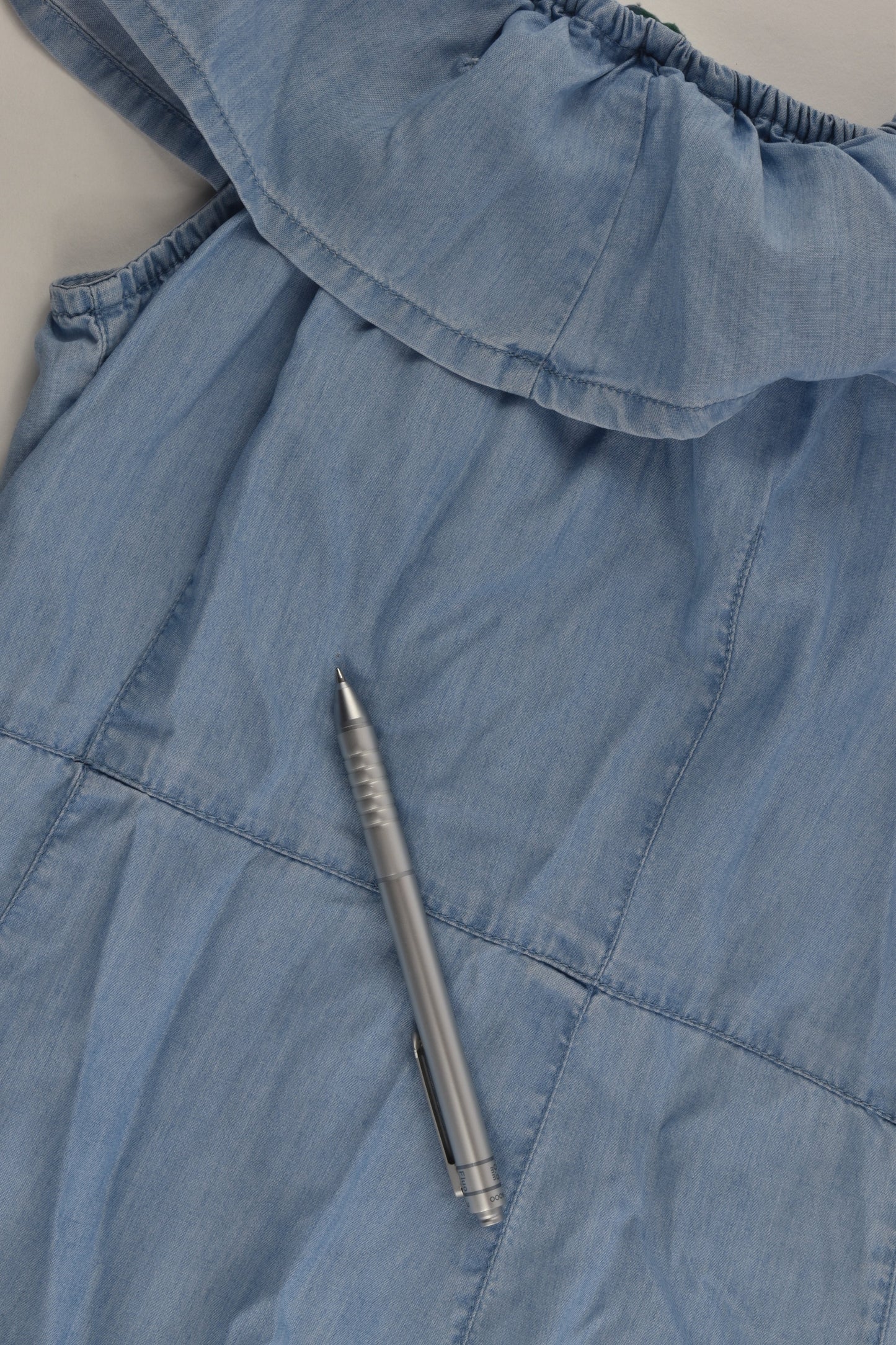Tilii Size 9 Lightweight Denim Dress