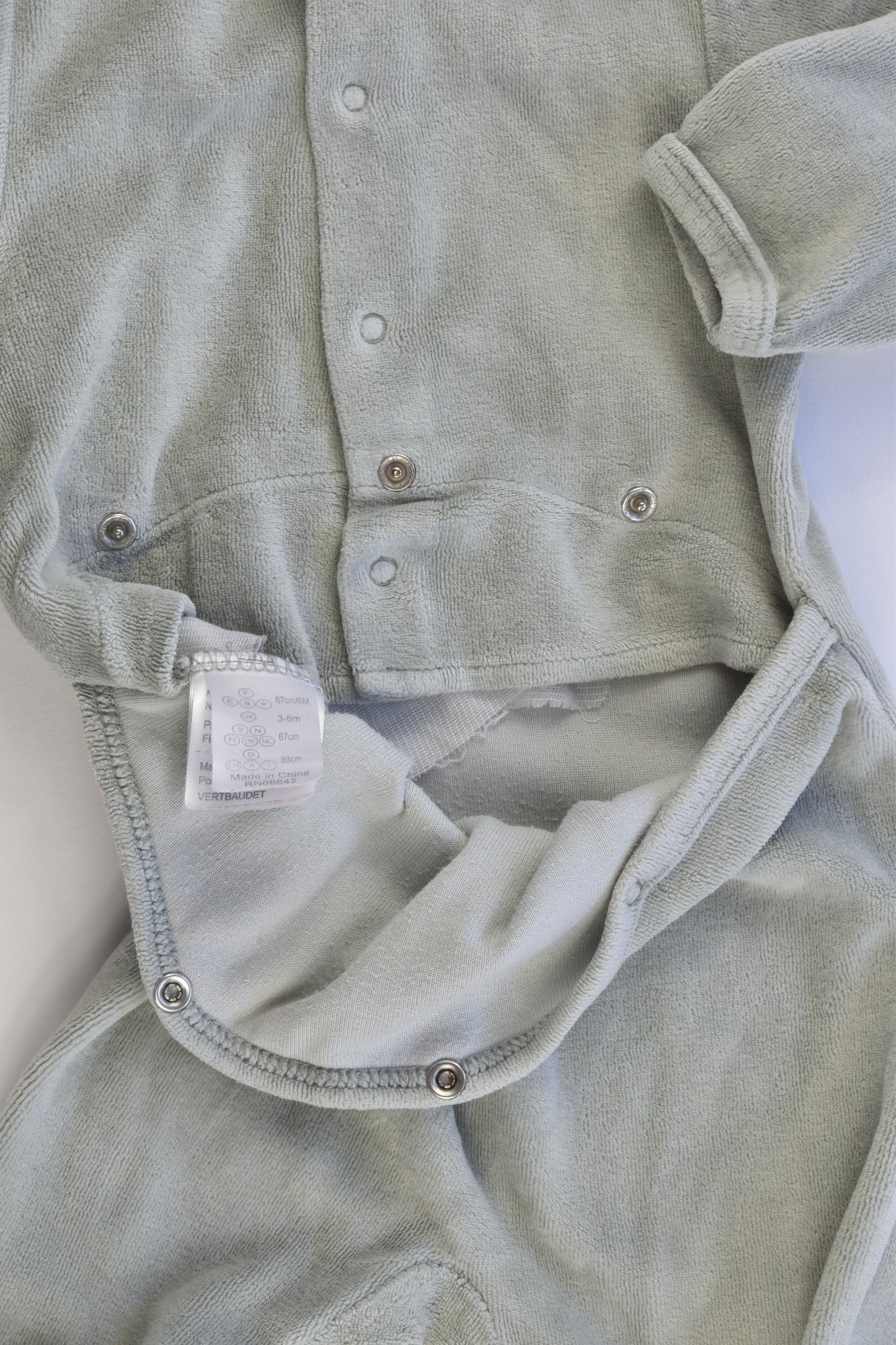Vertbaudet (France) Size 00 (6 months, 67 cm) Tiger Footed Velour Romper