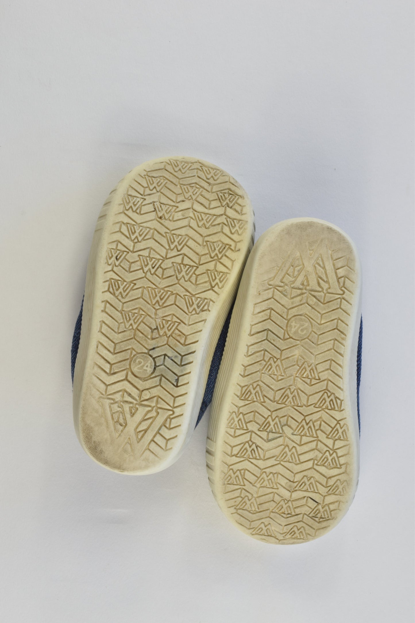 Walnut Melbourne Size 24 Shoes (Denim)