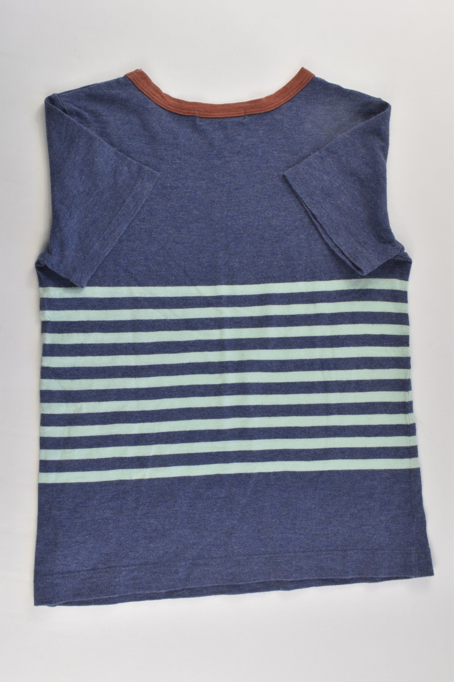 Witchery Kids Size 6 T-shirt