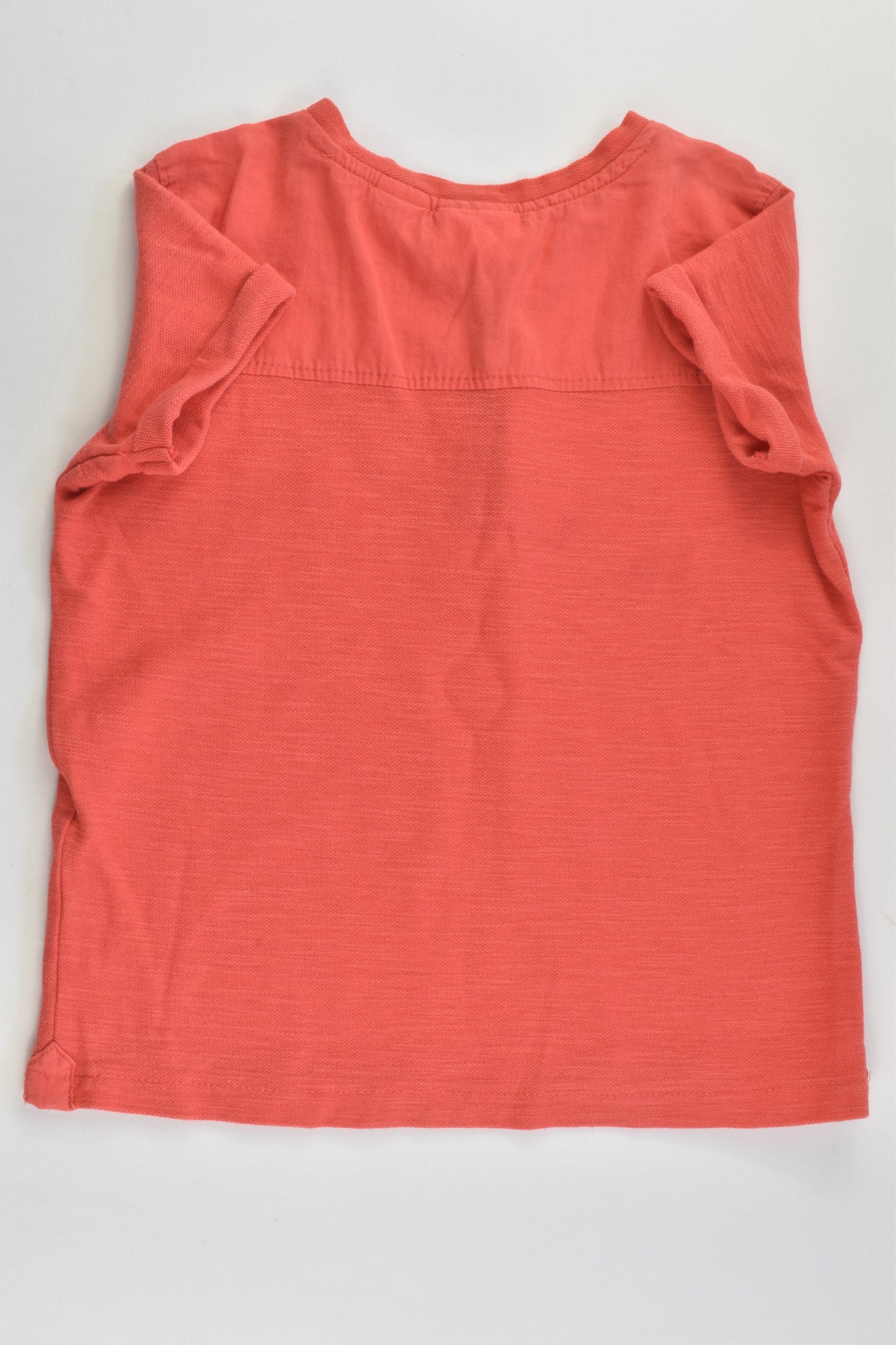 Zara Size 2/3 (98 cm) Pocket and Three Buttons T-shirt