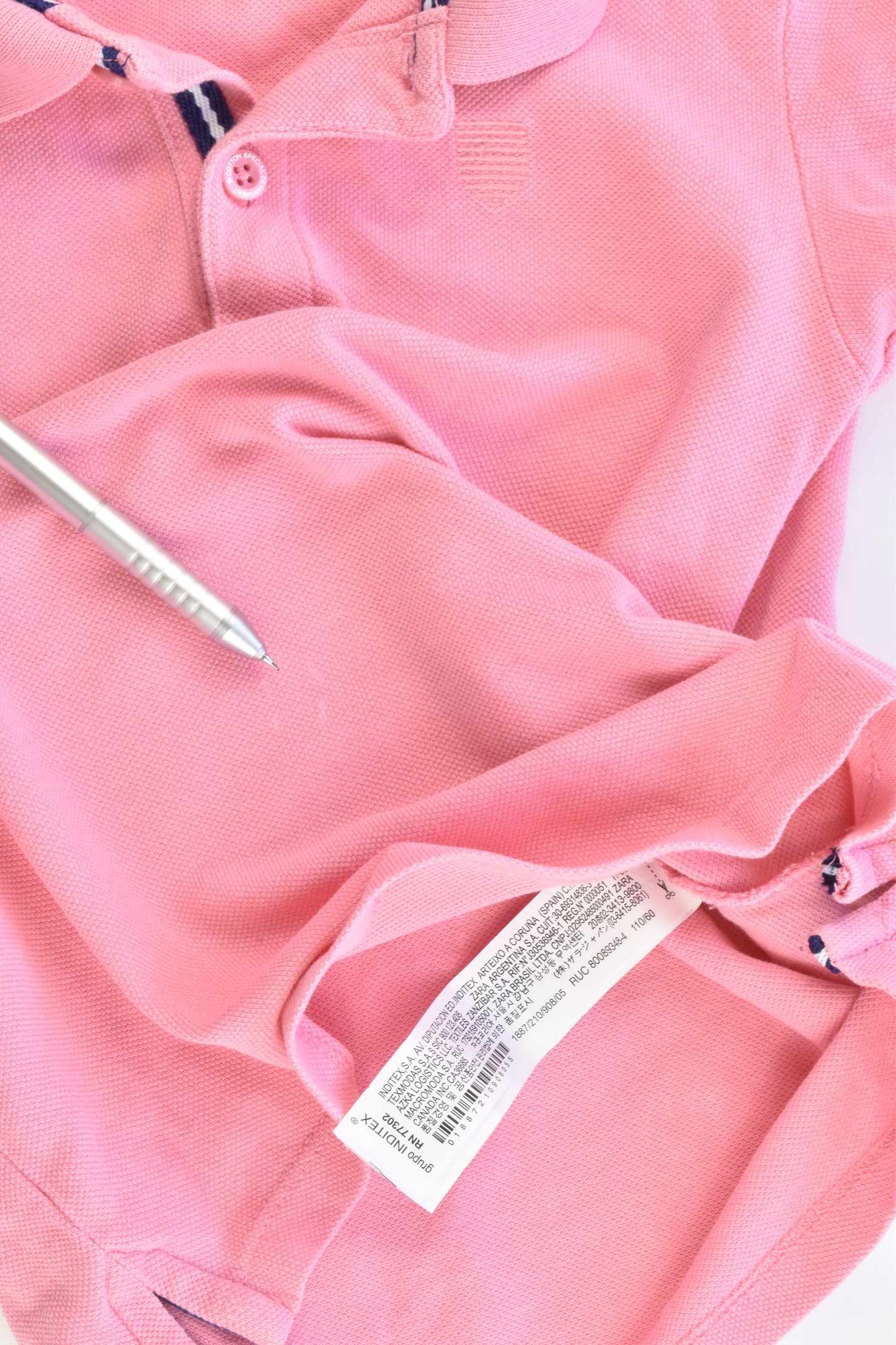 Zara Size 5 (110 cm) Smallish Collared T-shirt