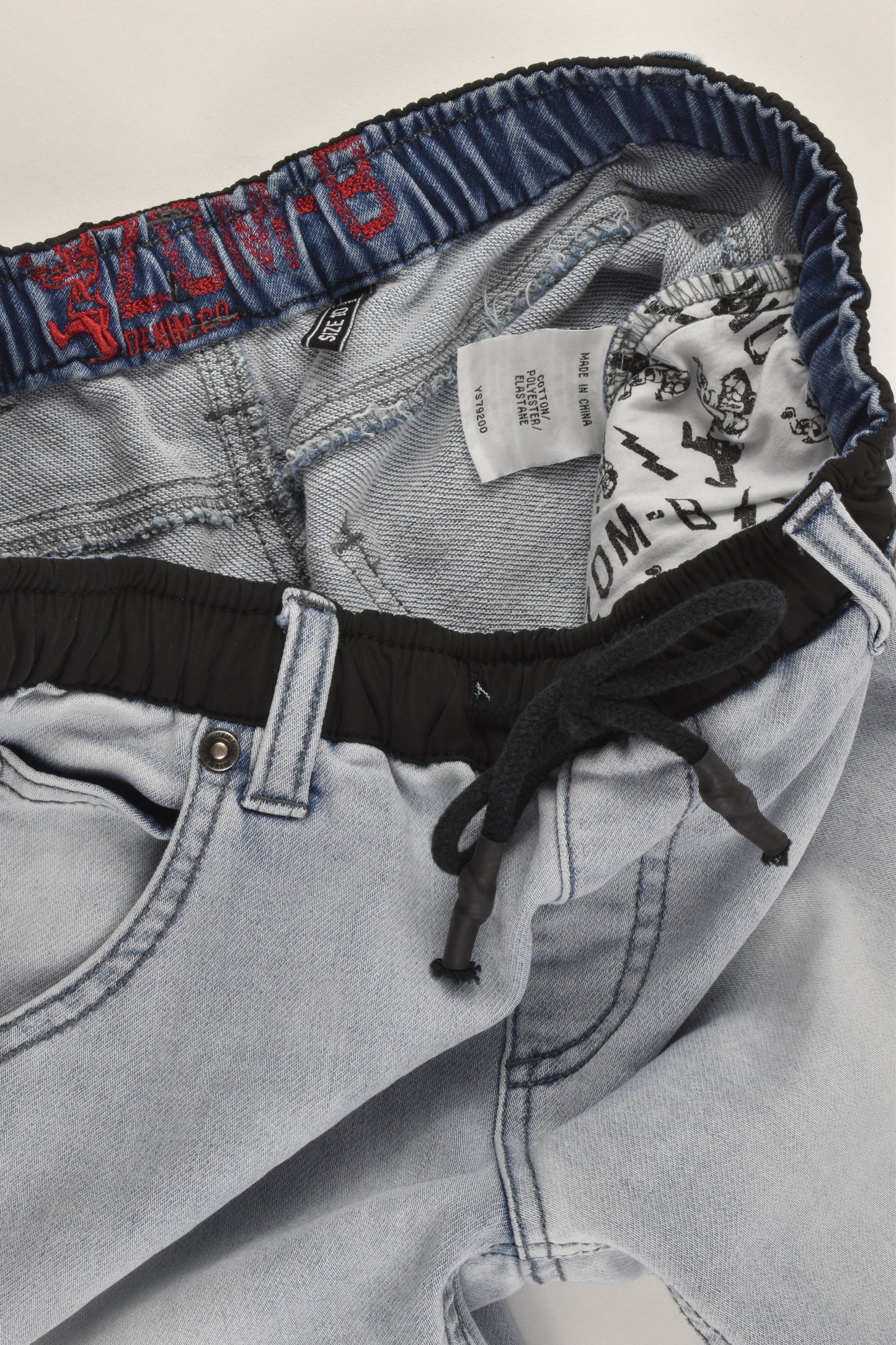 Zom-B Denim Co Size 10 Stretchy Denim Shorts