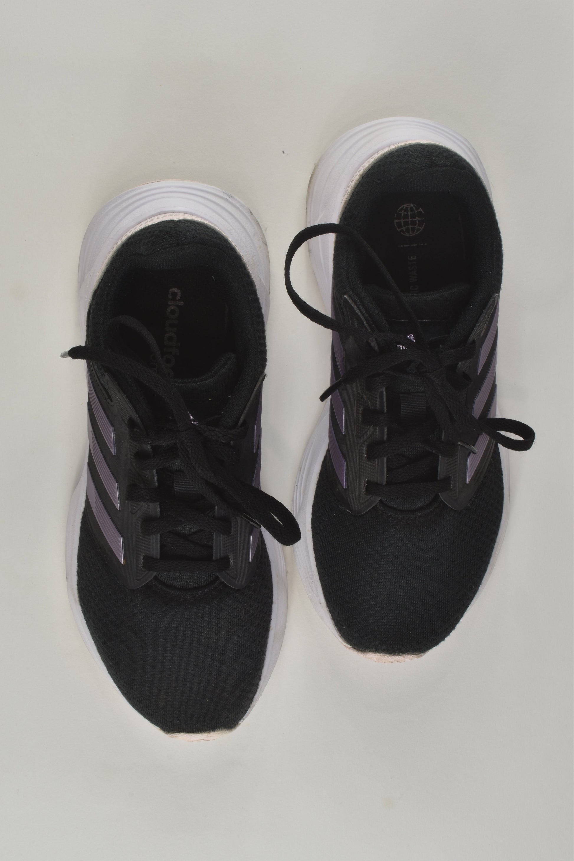 Adidas Size US 6.5 Cloudfoam Comfort Sneakers