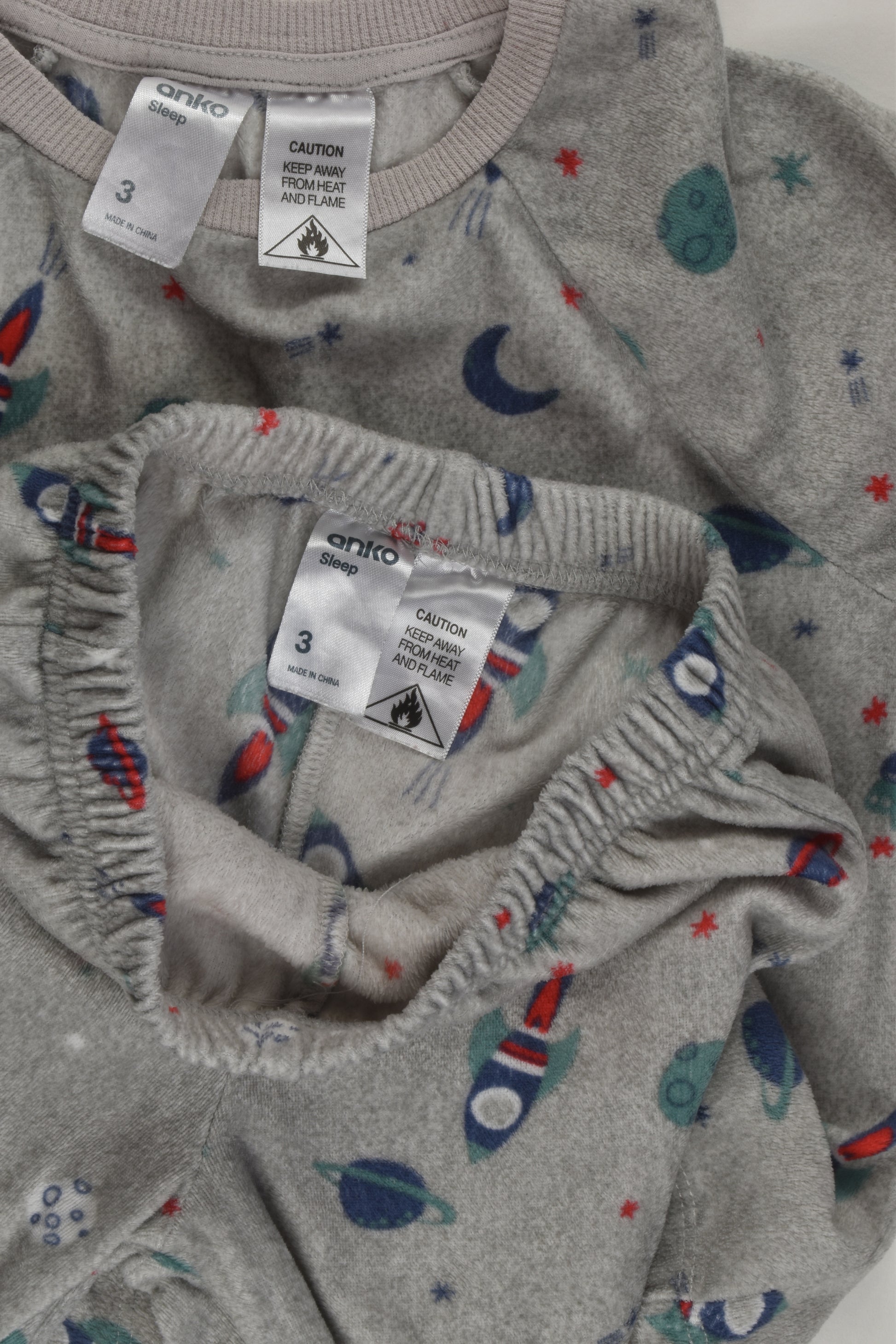 Anko Size 3 Fleece Pyjamas