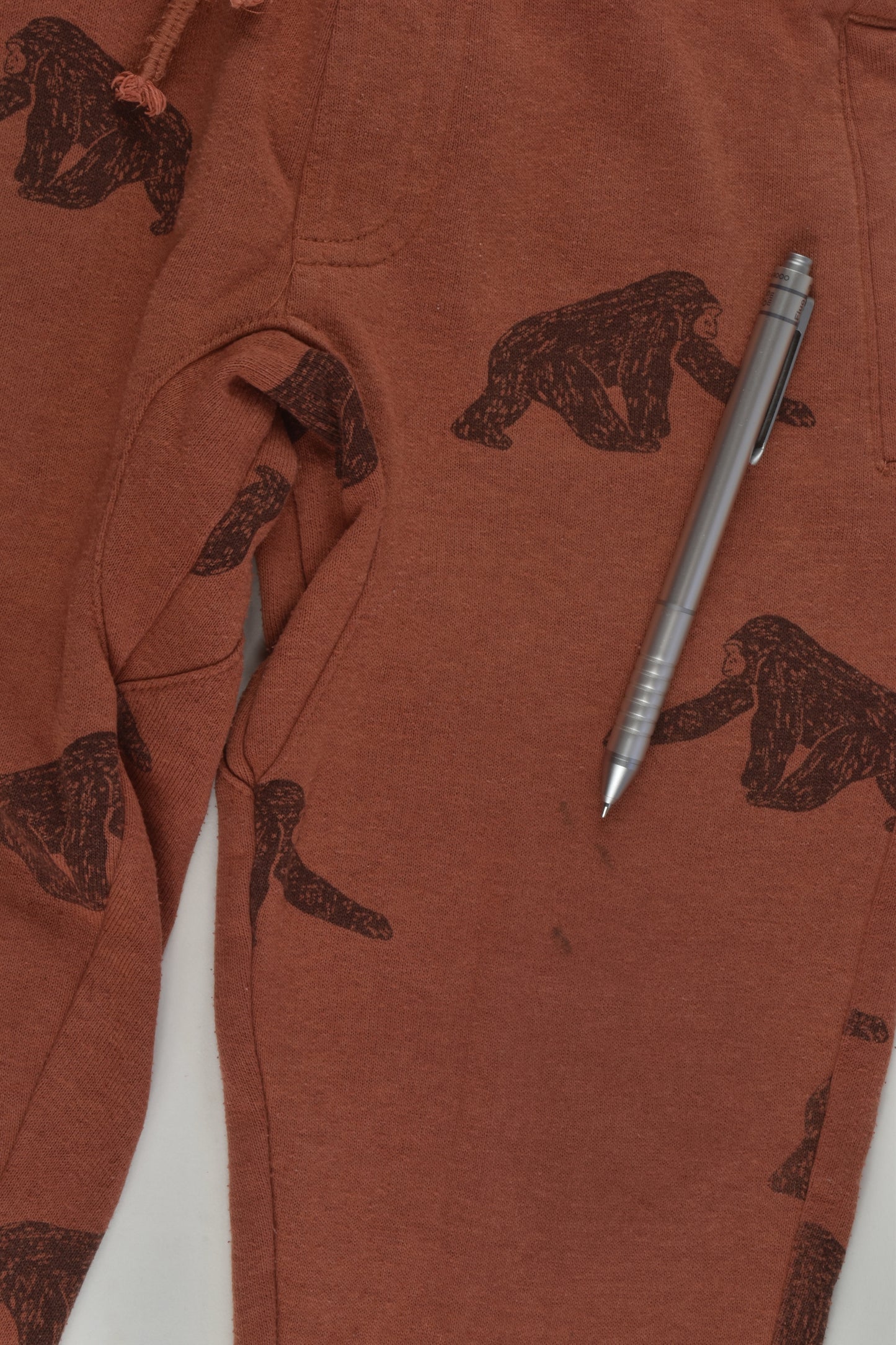 Anko Size 4 Gorilla Track Pants